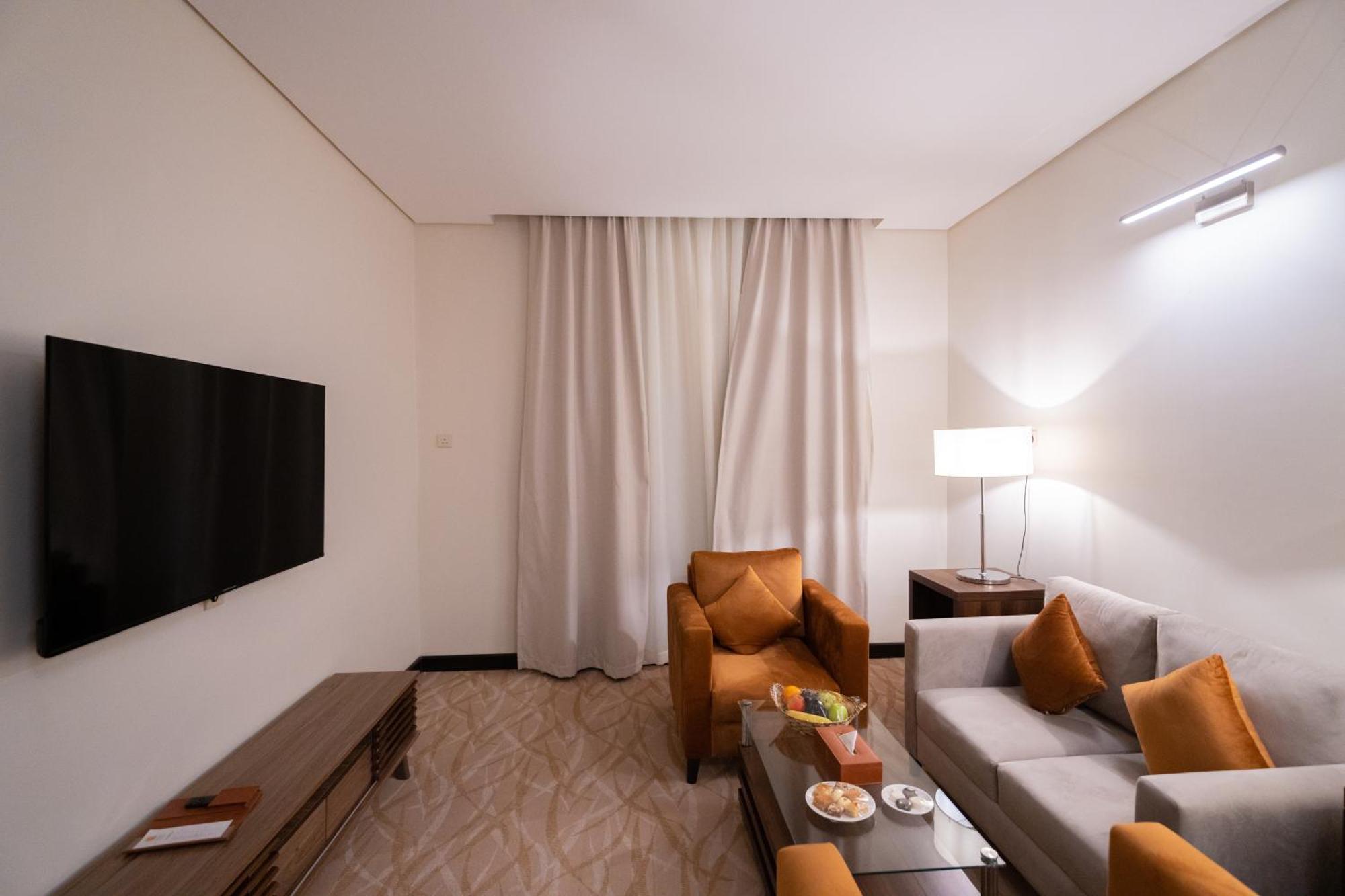 Sun & Moon Bacca Hotel 4*