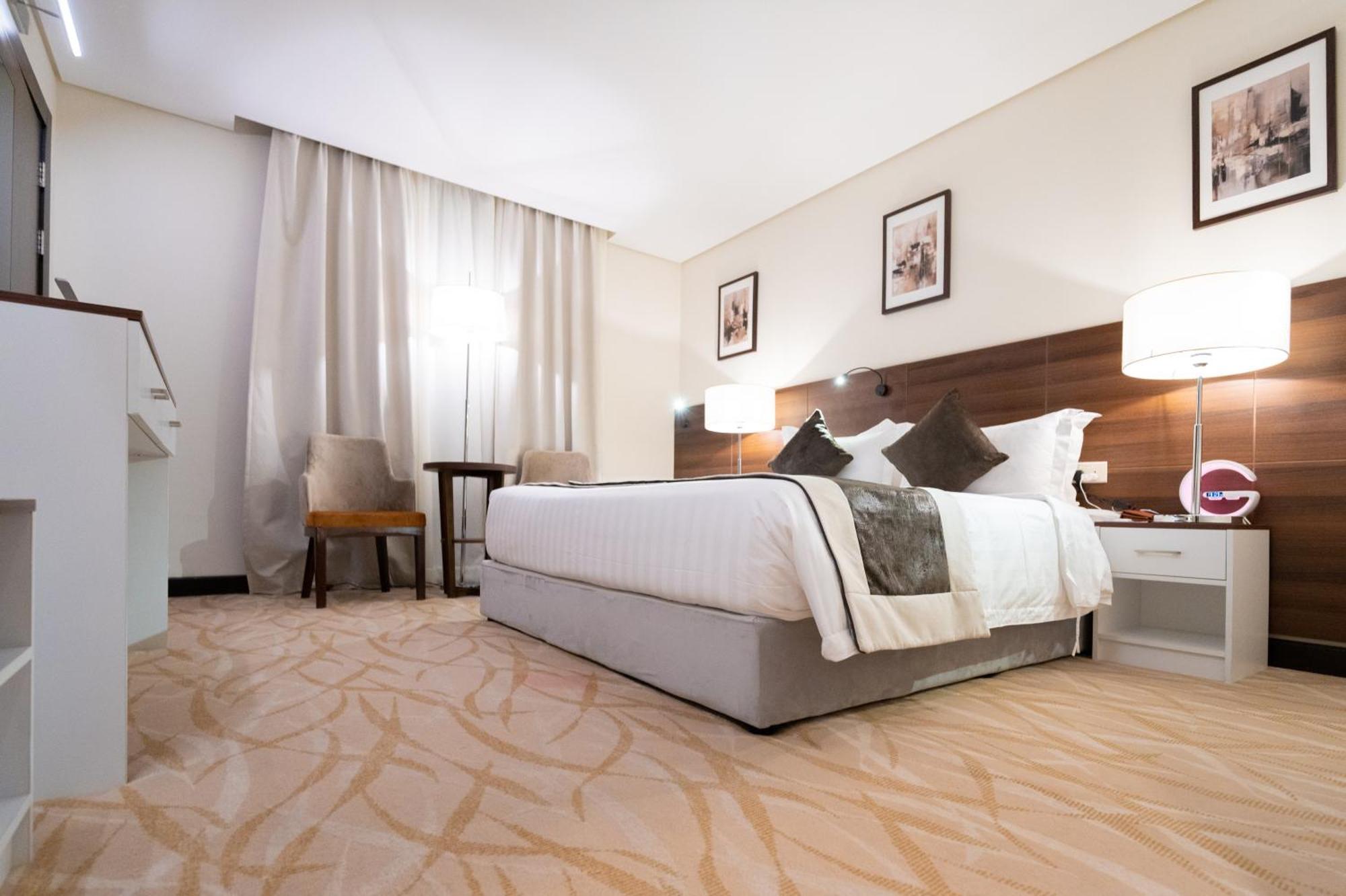 Hotel Sun & Moon Bacca 4*