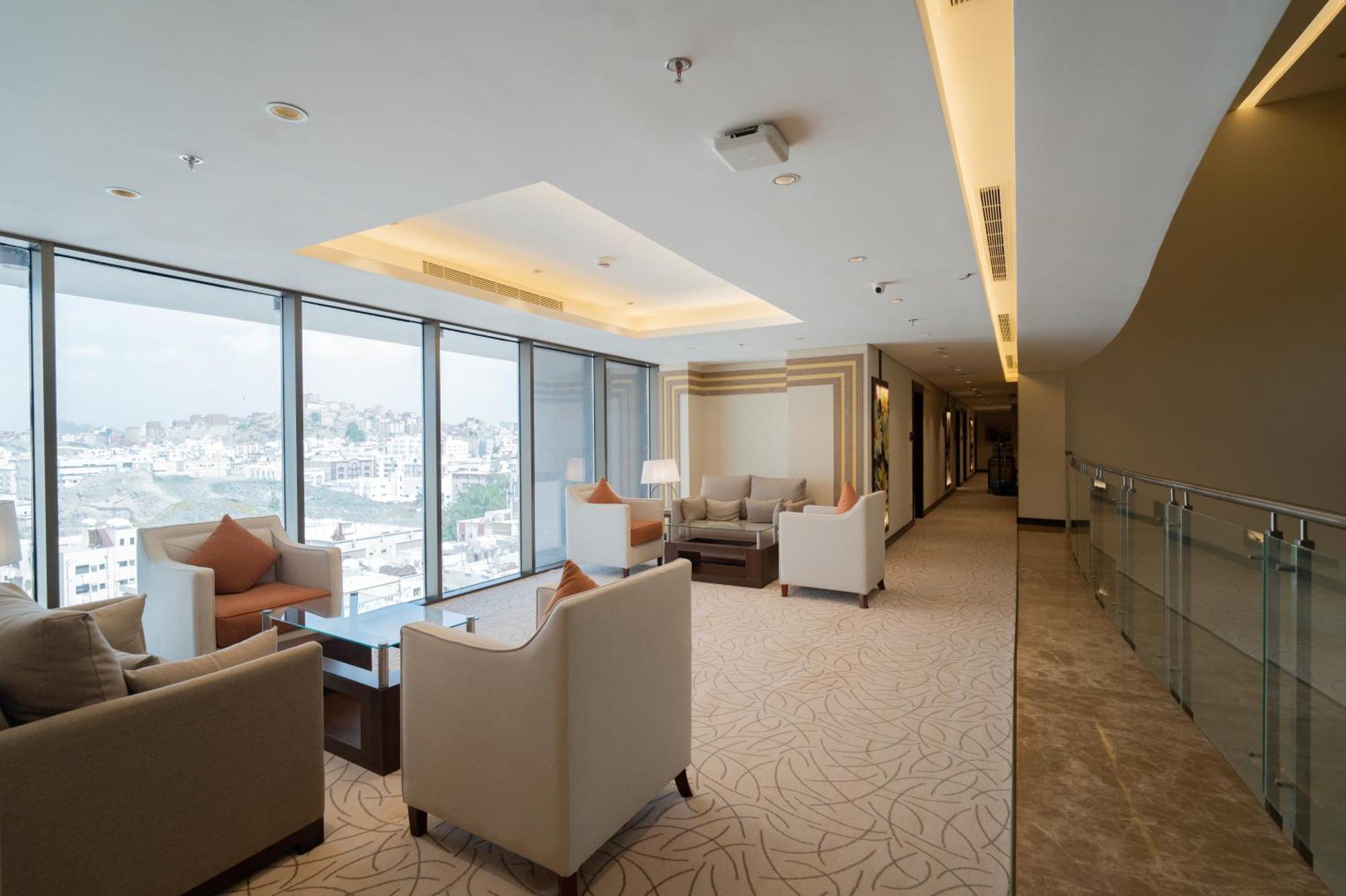 Hotel Sun & Moon Bacca