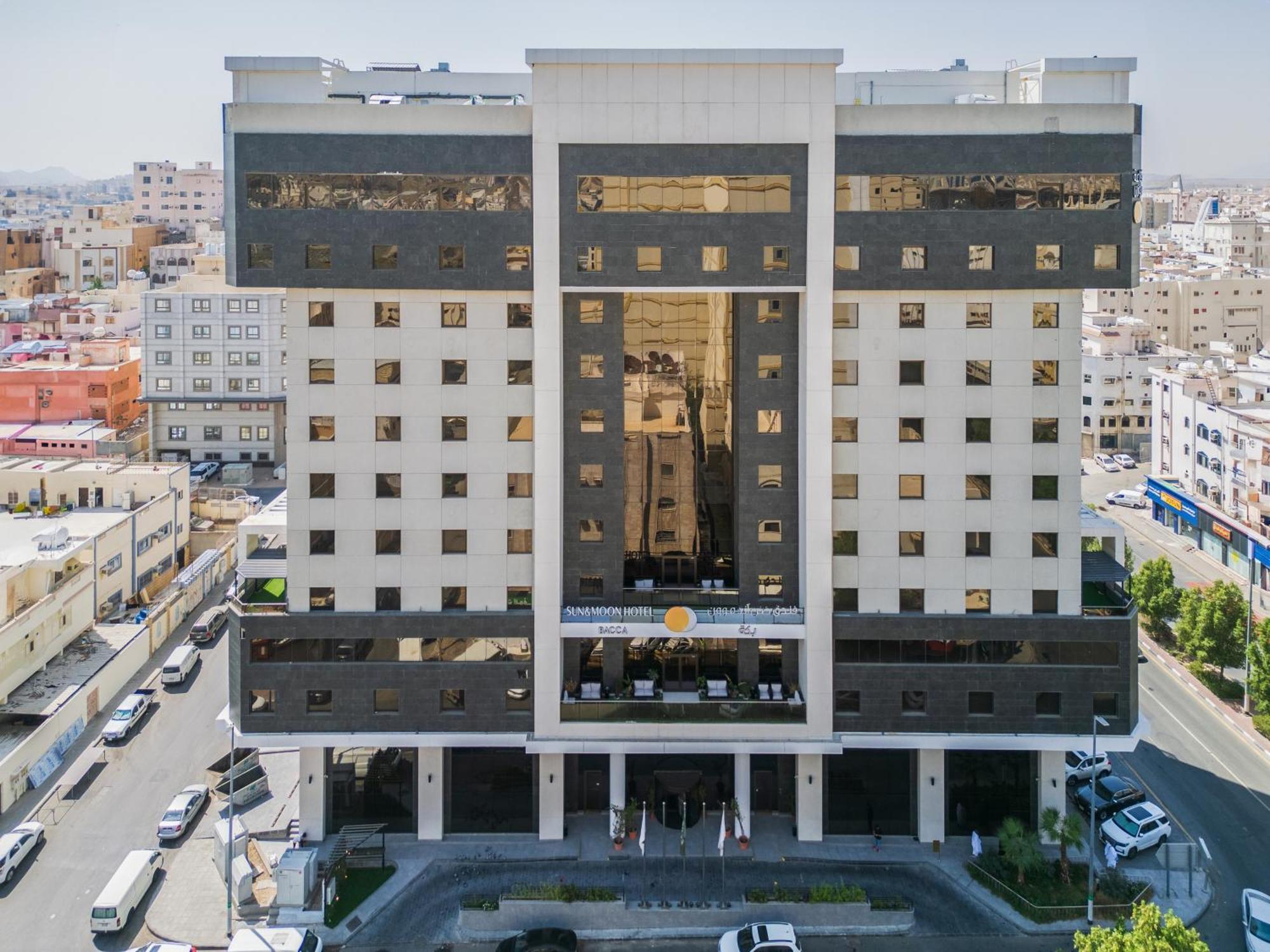 Sun & Moon Bacca Hotel 4*