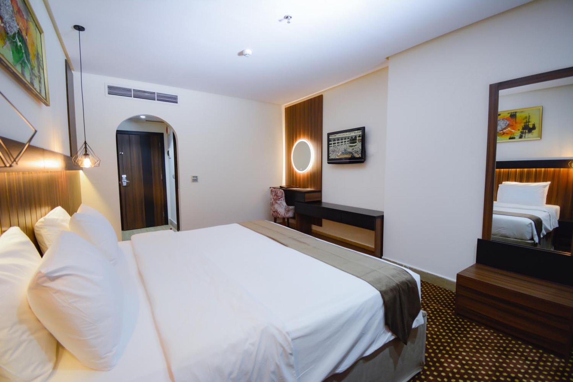 Hotel Reef Global