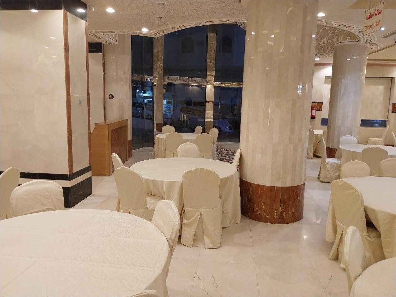 Asrar Mahbas - Mahbas Al Jin Hotel *