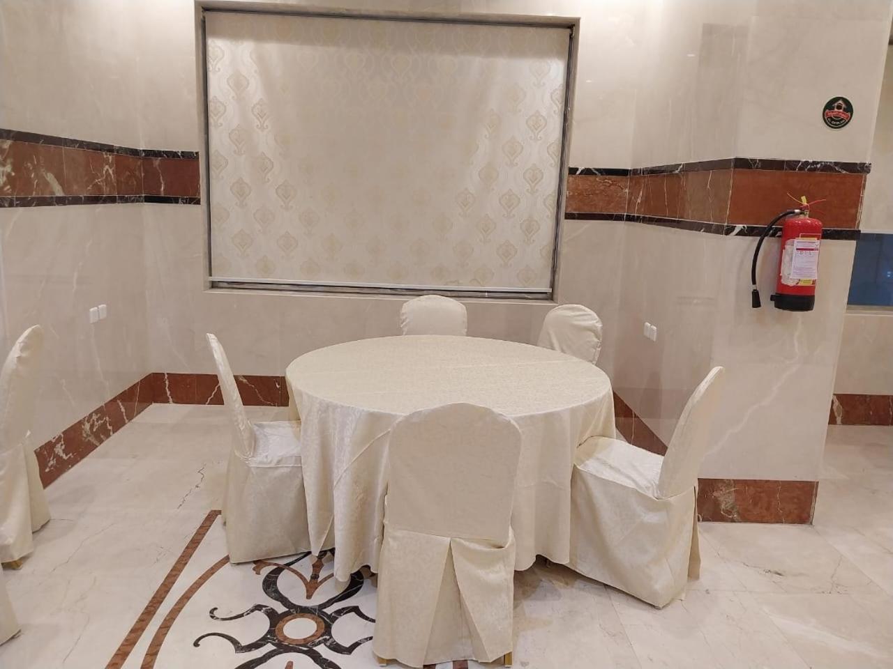 Asrar Mahbas - Mahbas Al Jin Hotel