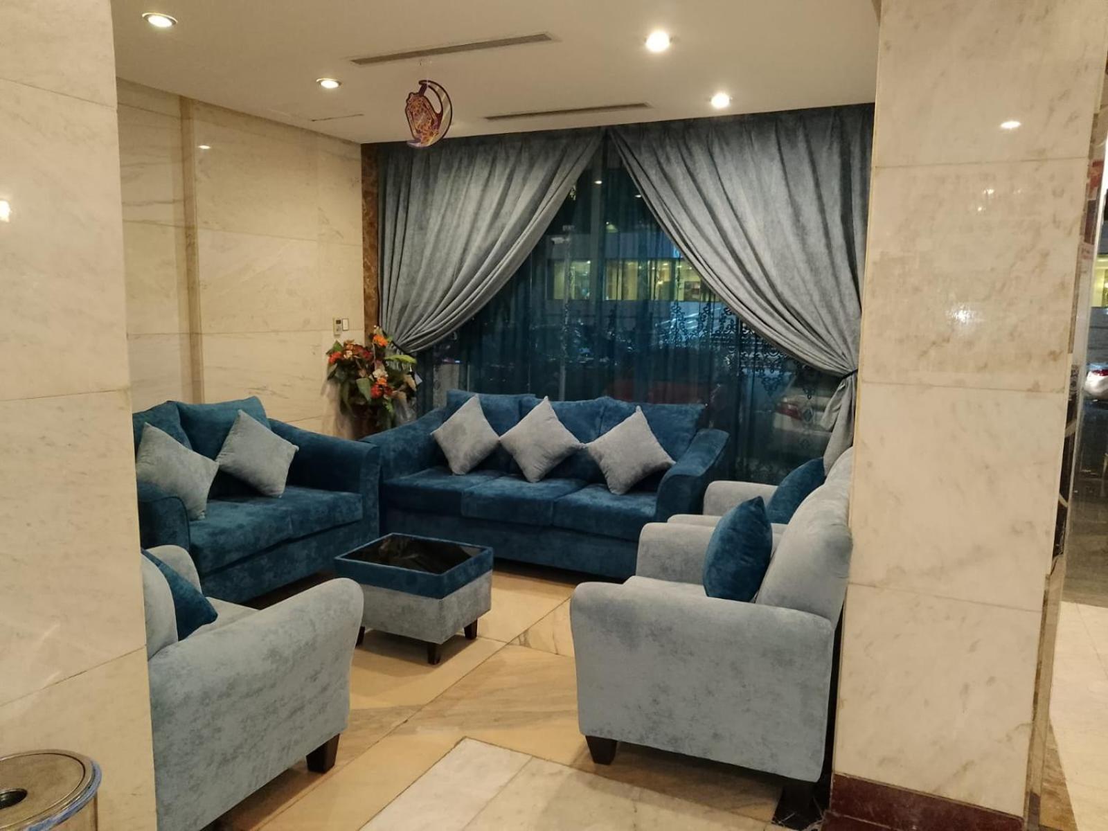 Hotel Luluat Al Sharq Al Awsat