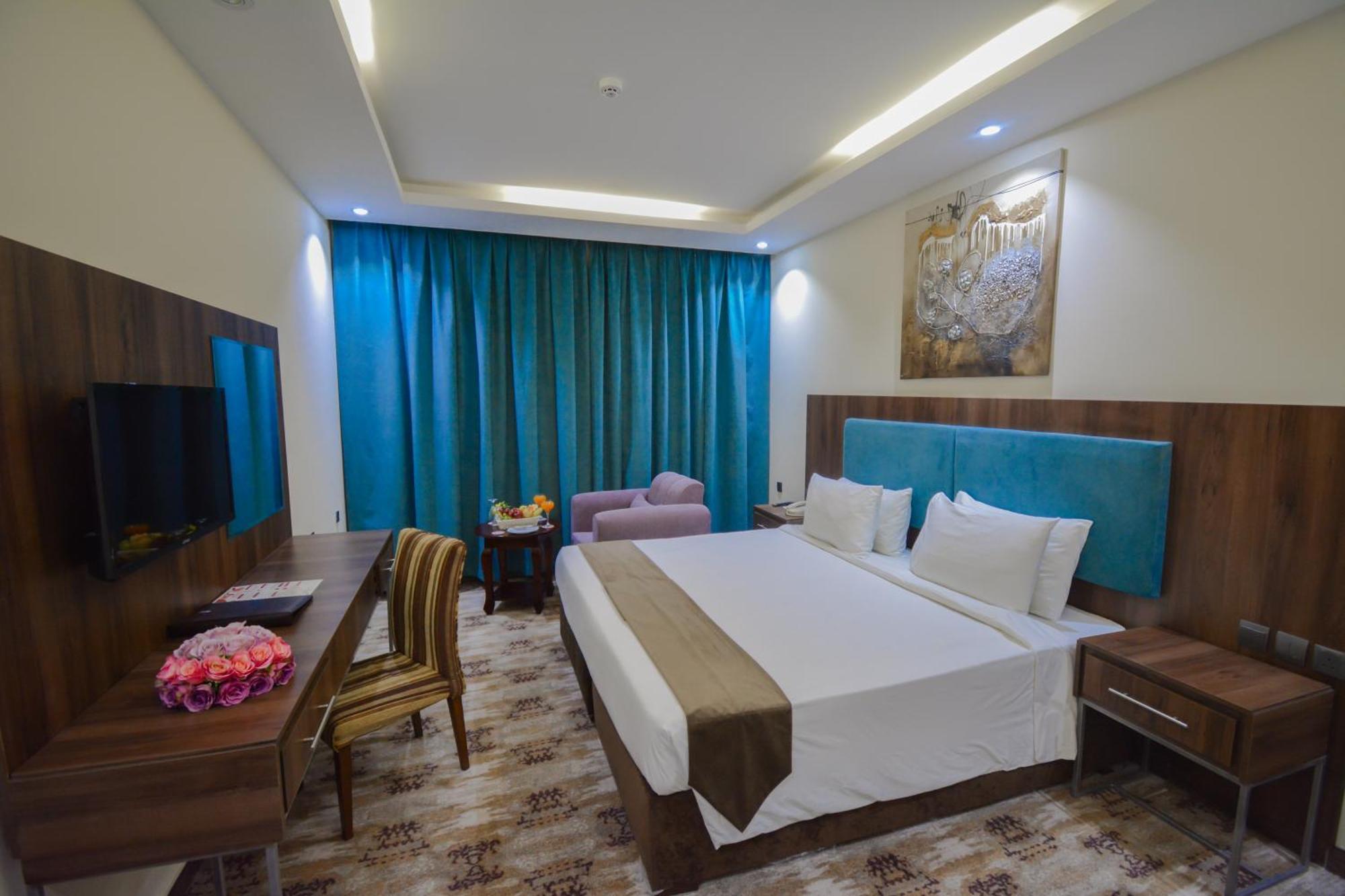 Reef Global 4*