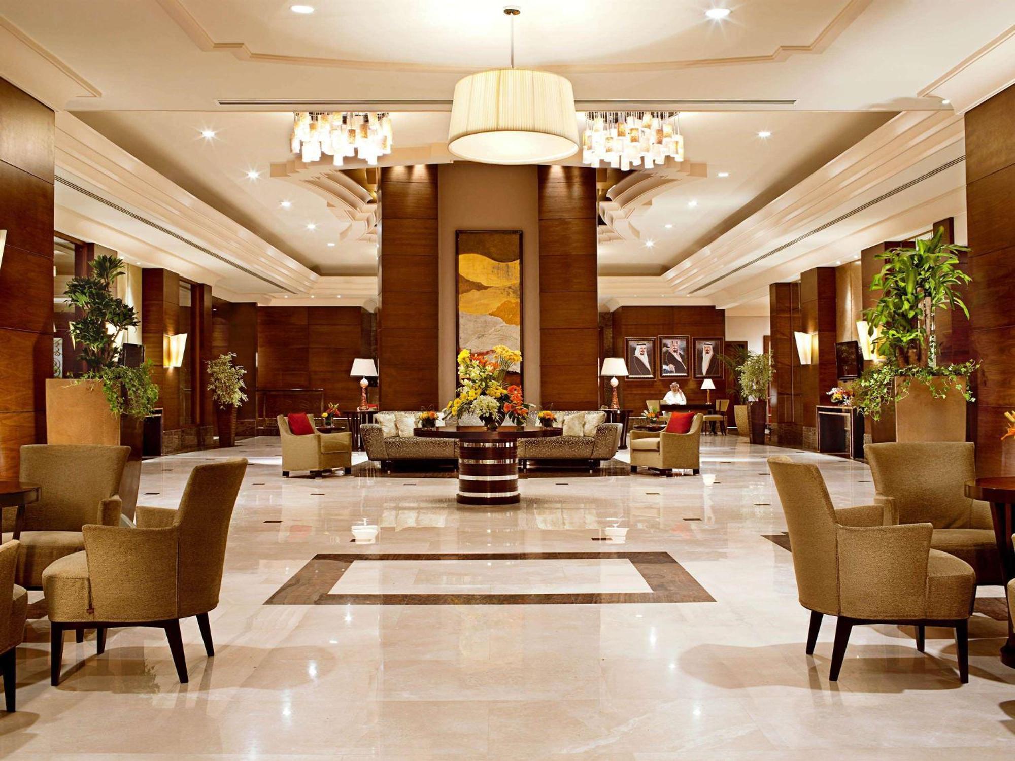 Raffles Makkah Palace Hotel 5*