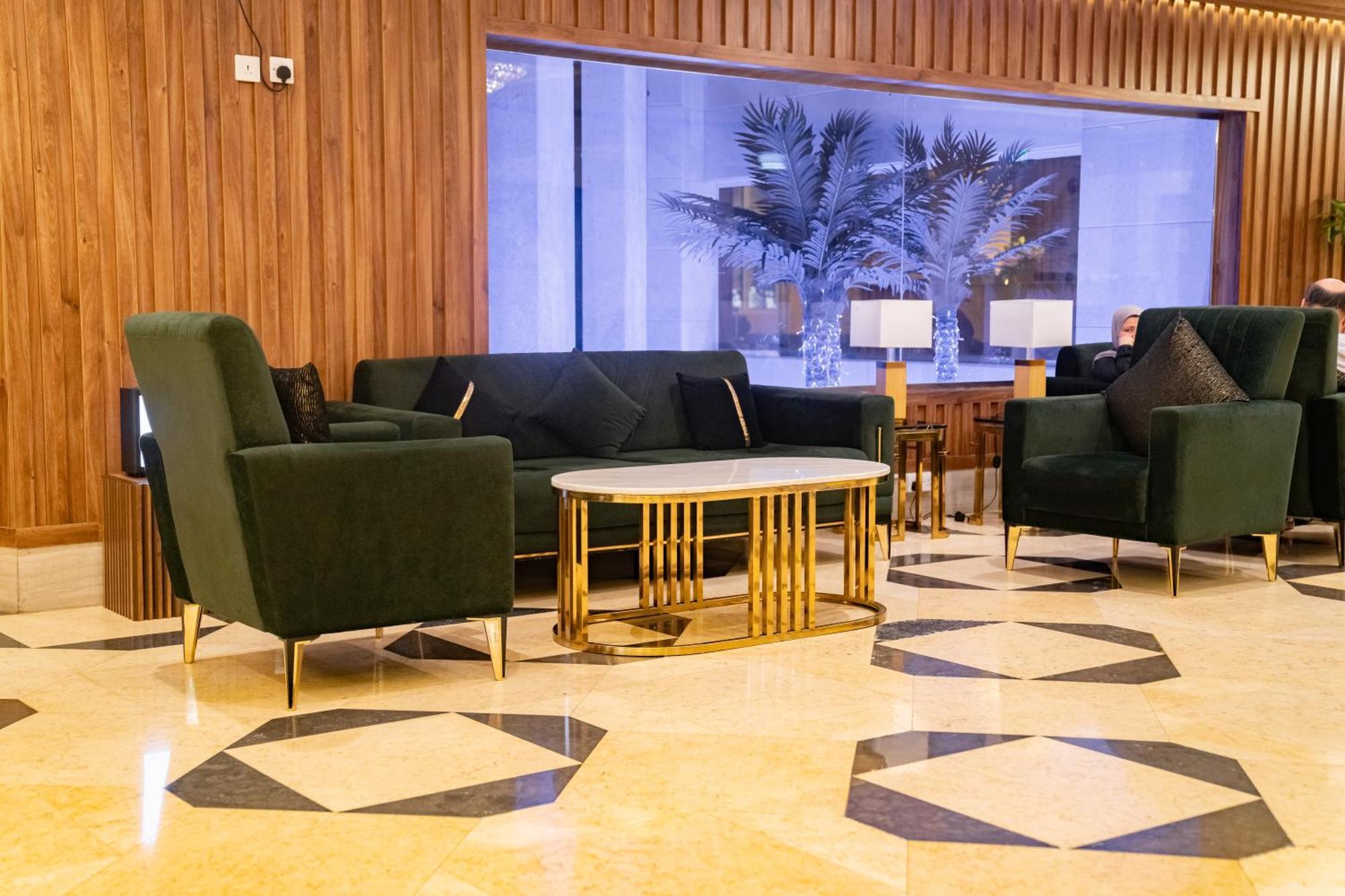 Emaar Grand 5*