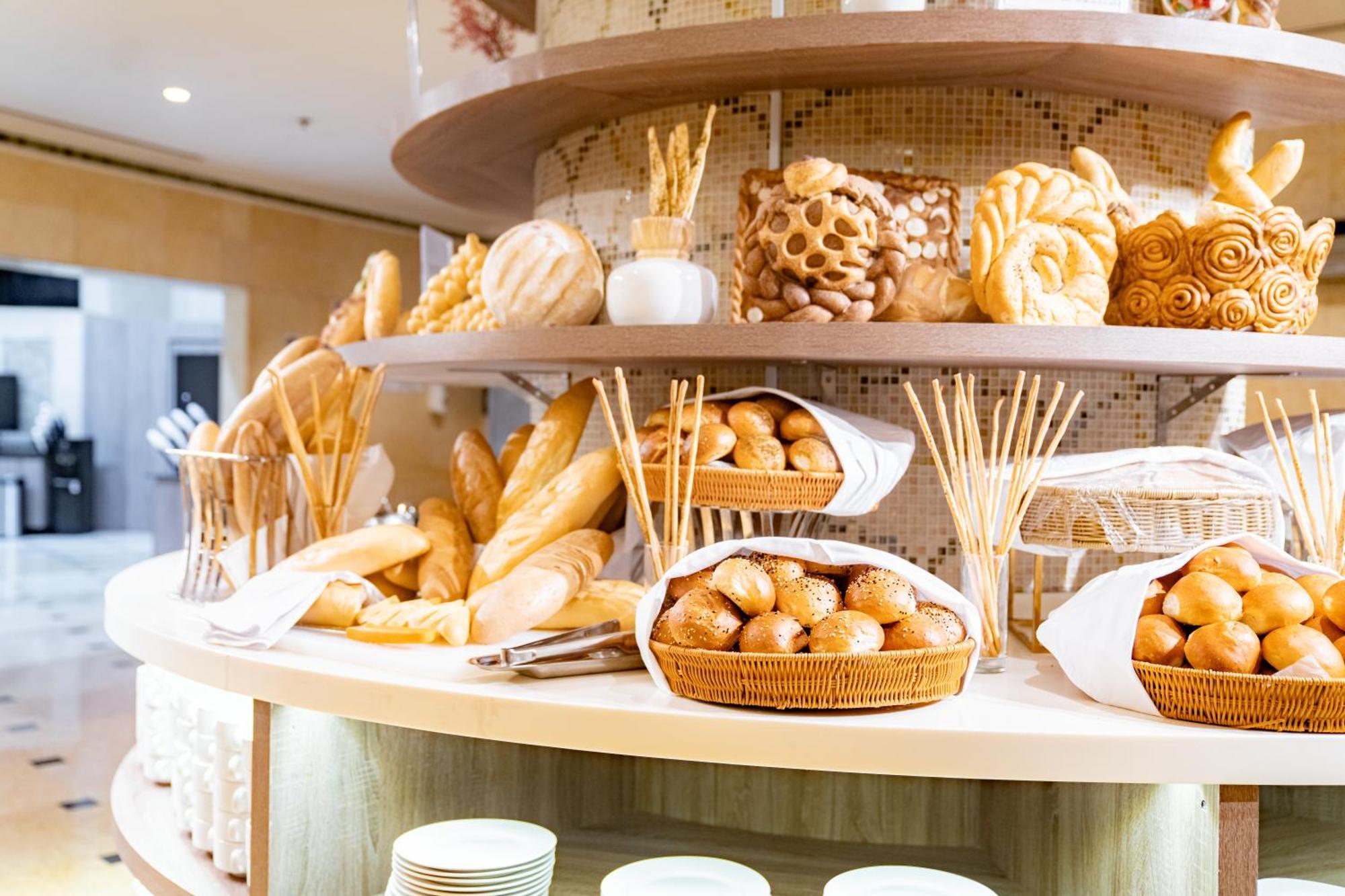 Emaar Grand Hotel 5*