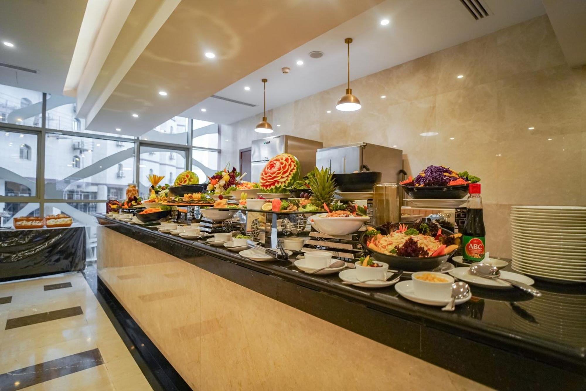 Emaar Elite Hotel 3*