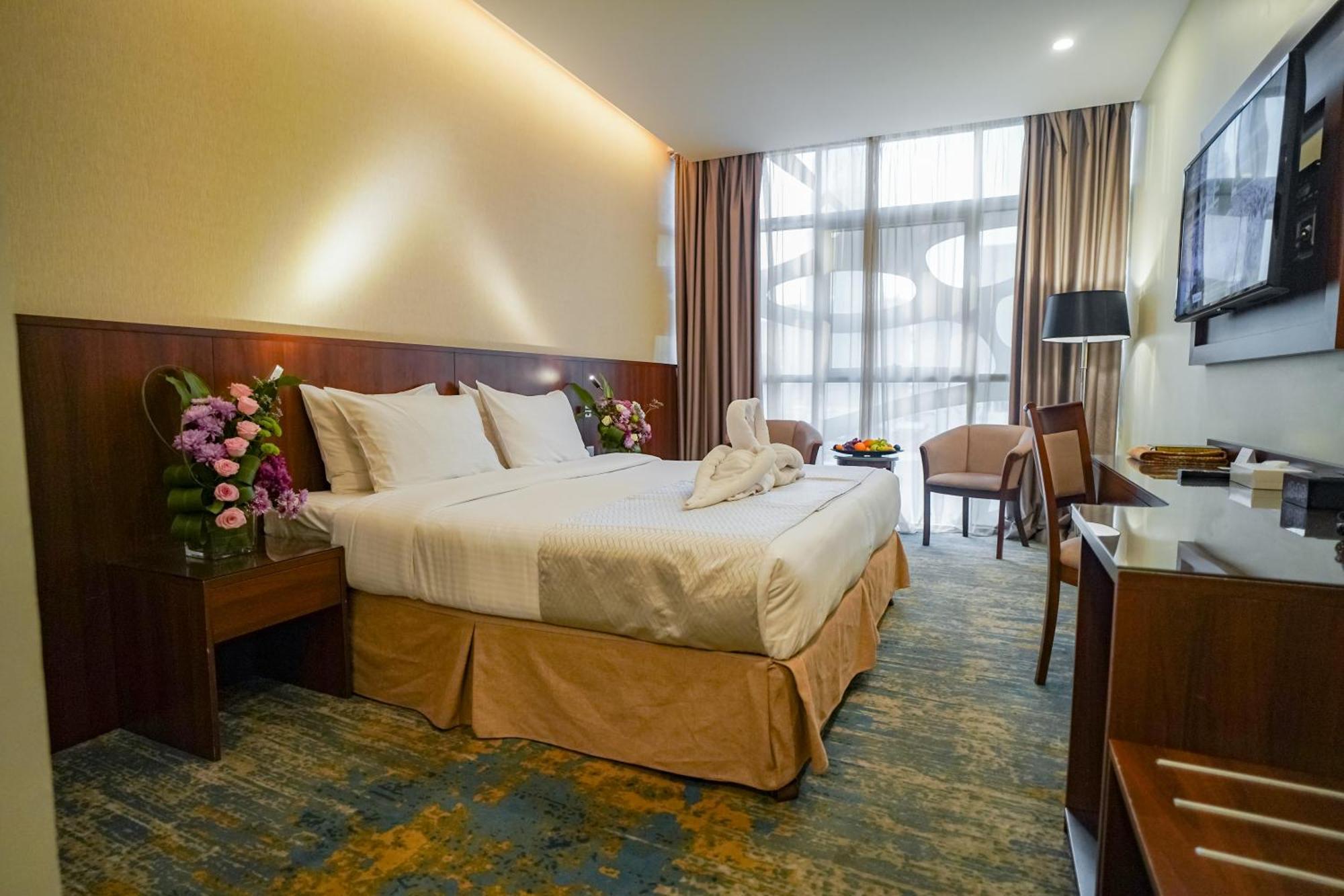Emaar Elite 3*