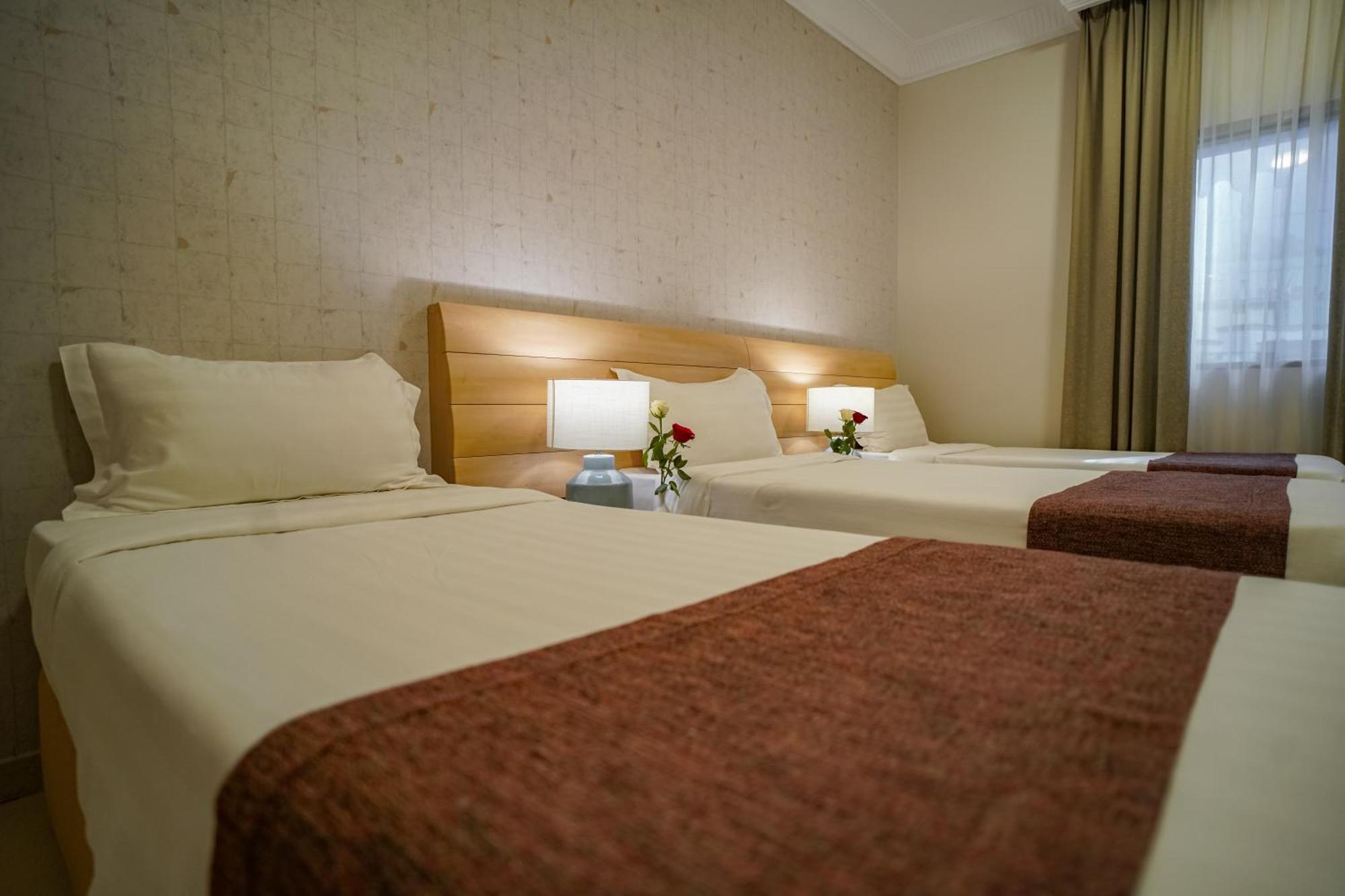 Emaar Al Noor Hotel *