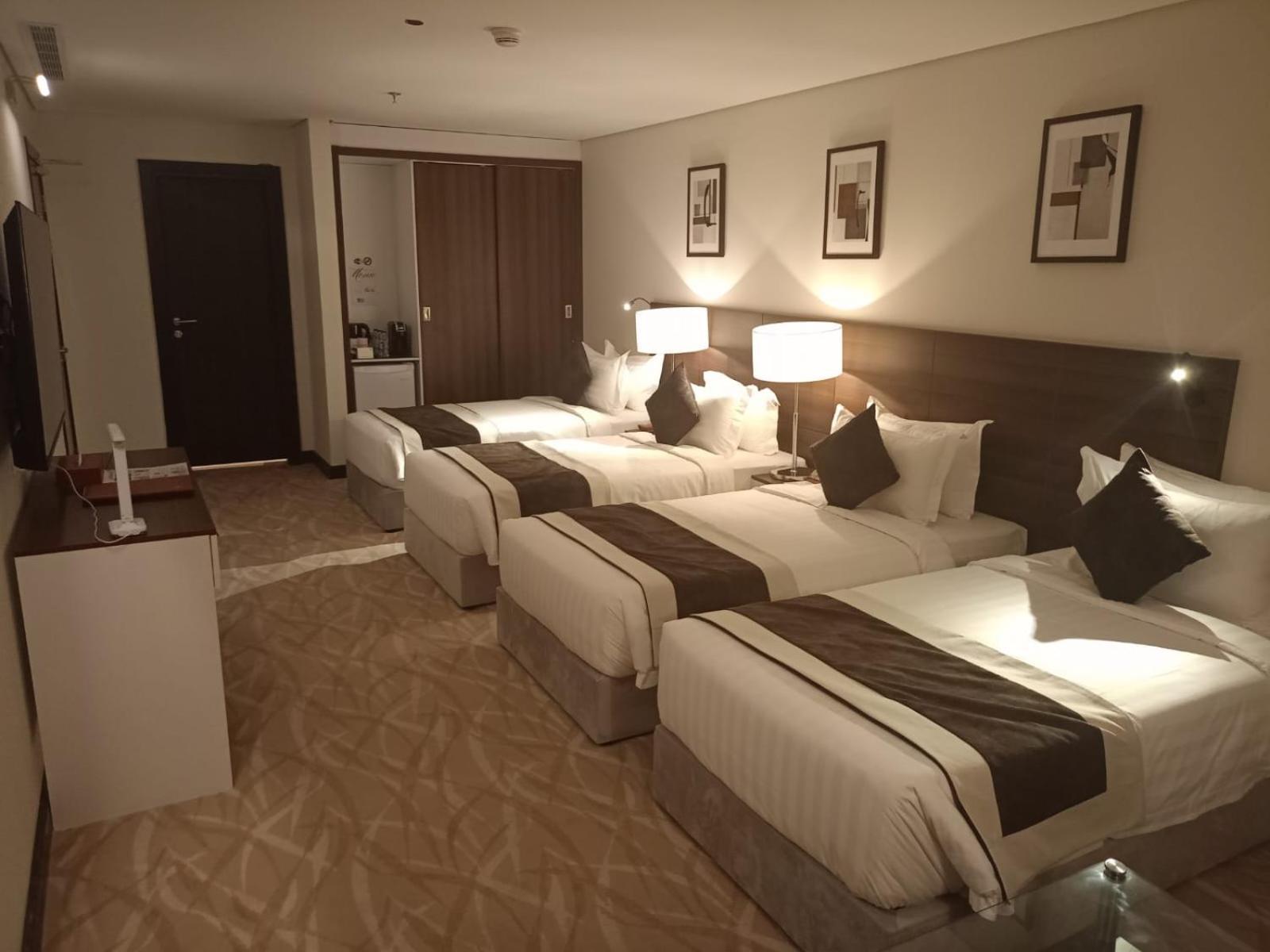Hotel Sun & Moon Bacca 4*