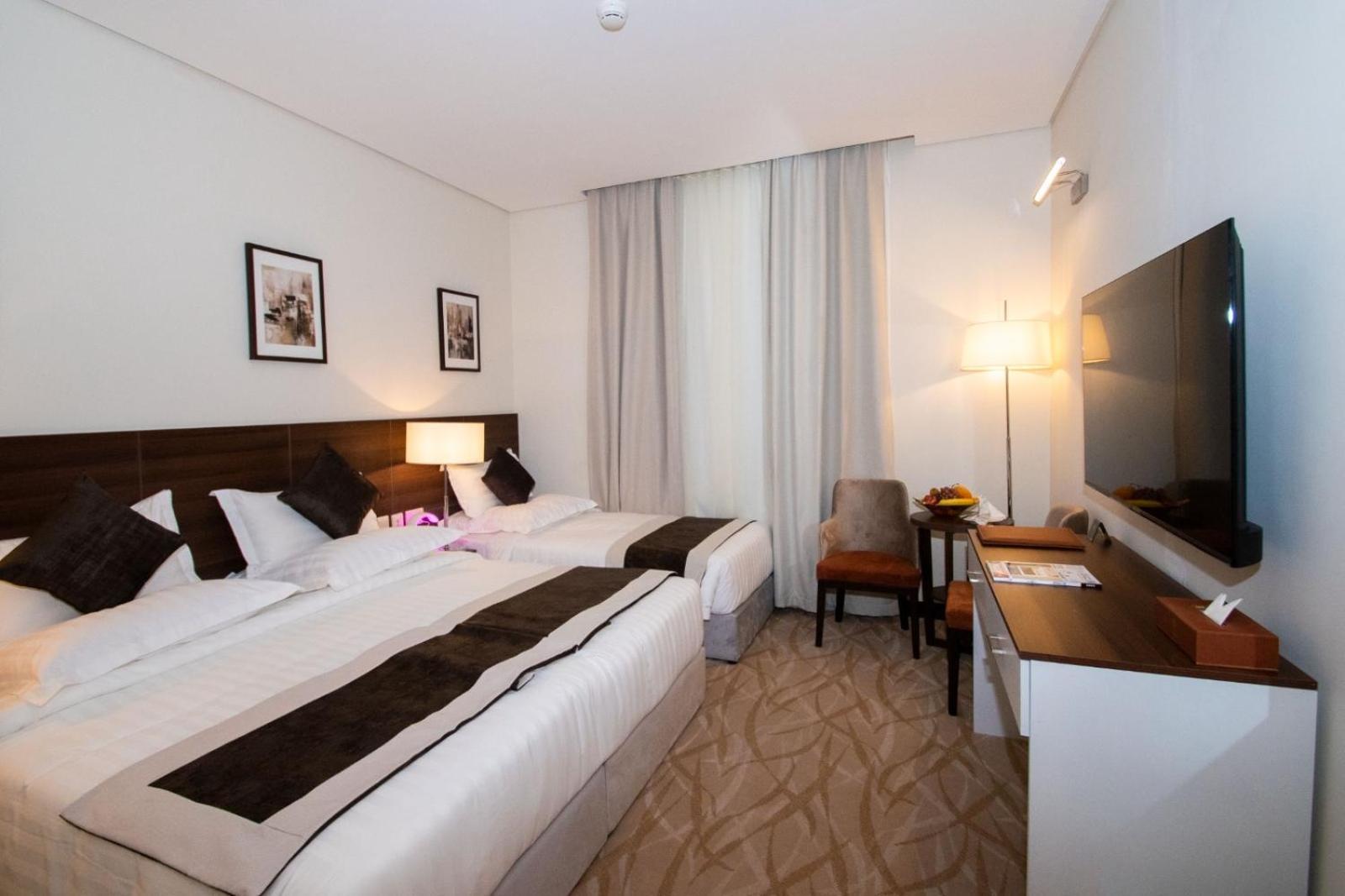Hotel Sun & Moon Bacca