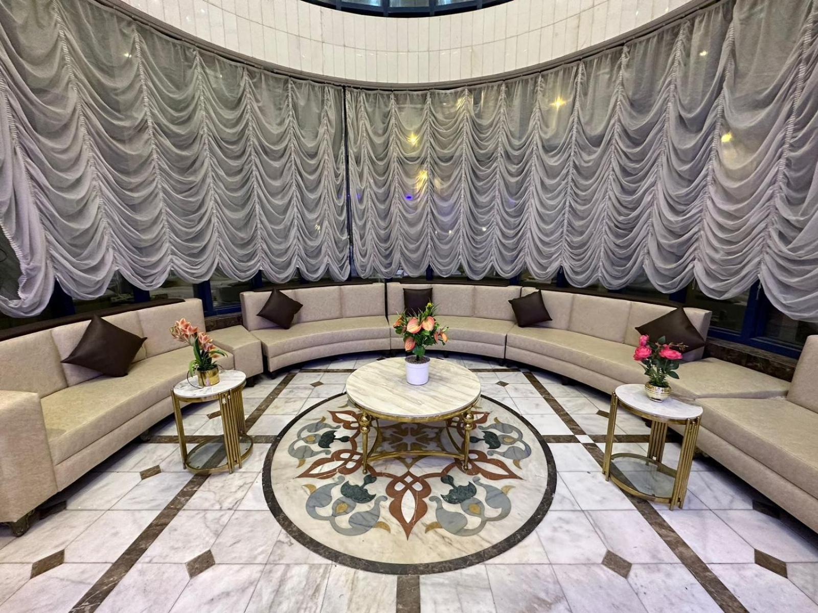 Luluah Al Iman Hotel *