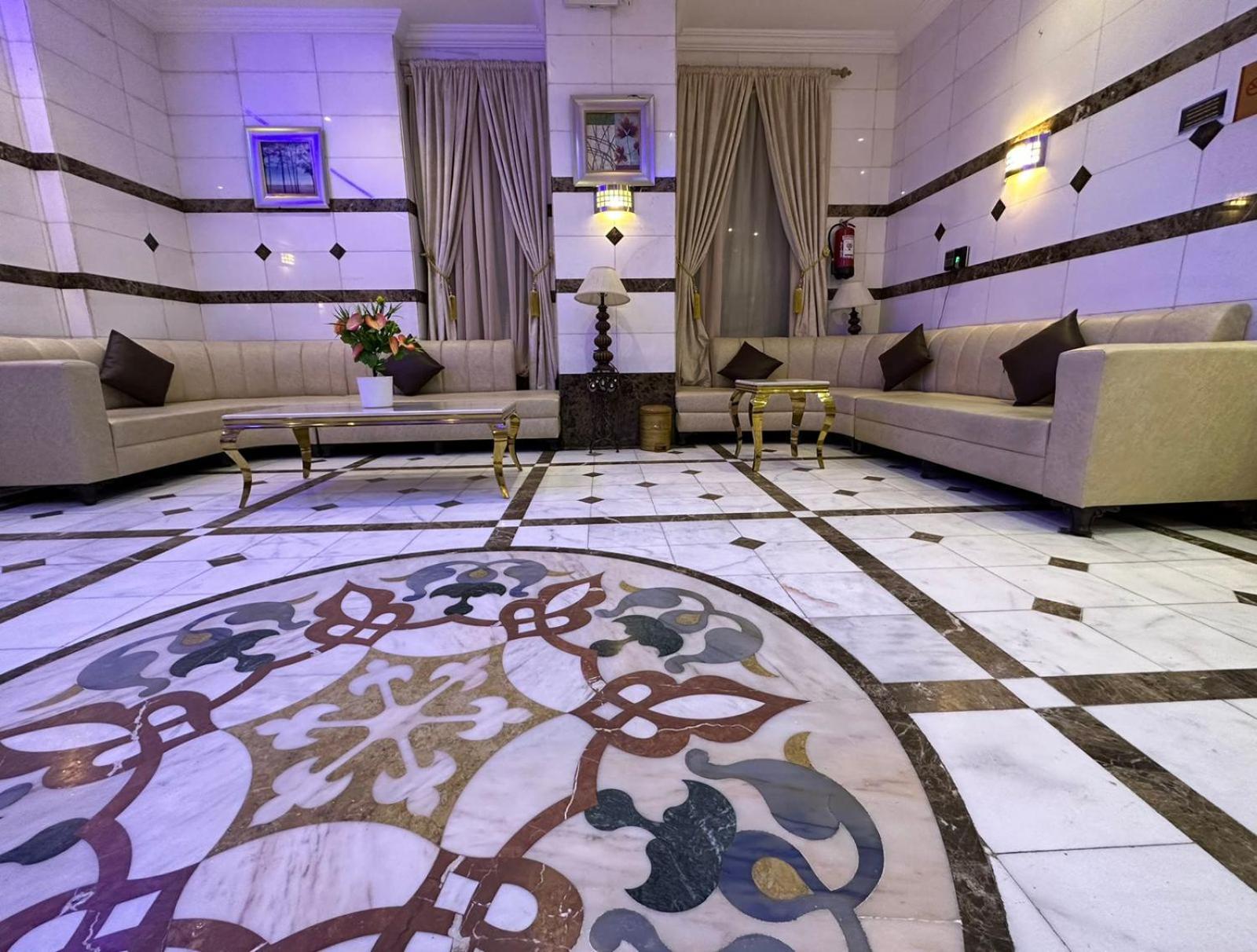Hotel Luluah Al Iman *