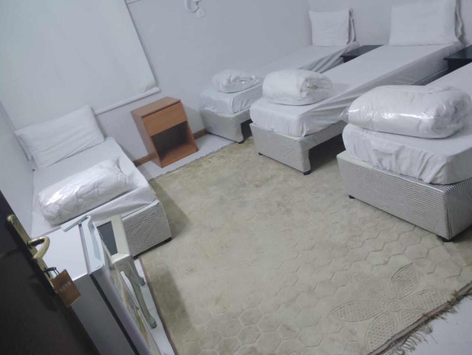 غرفة 10 دقائق مشي للحرم عمارة الإلهام و يوجد مواقف سيارات Makkah 10 Minutes To Alharam Walk Elham Building And Have Parking Car *