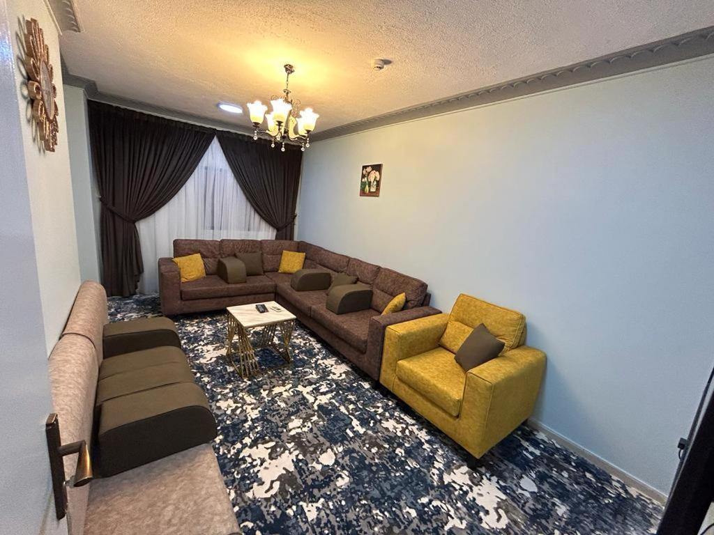 عمارة الشريف يحي للشقق المفروشه
