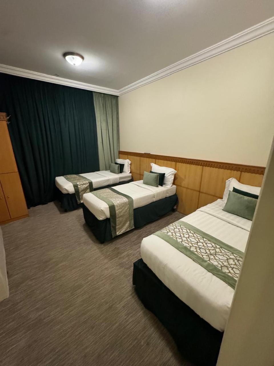 فندق كرمك 1 Karamak Apartment