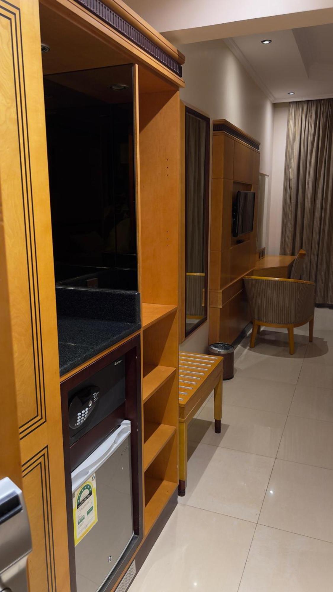 Hotel Al Fajr Al Badea 6
