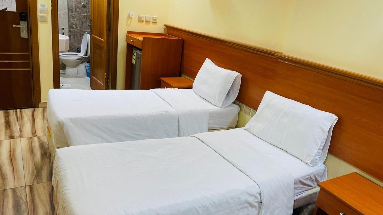 Hotel Debaj Al Sondous *