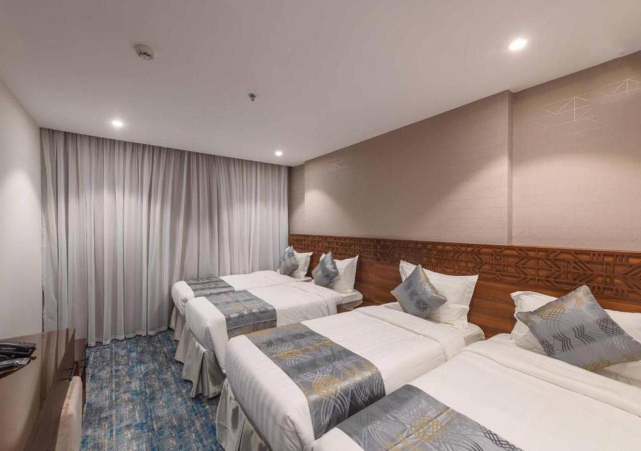 Manazel Al Zaireen Hotel