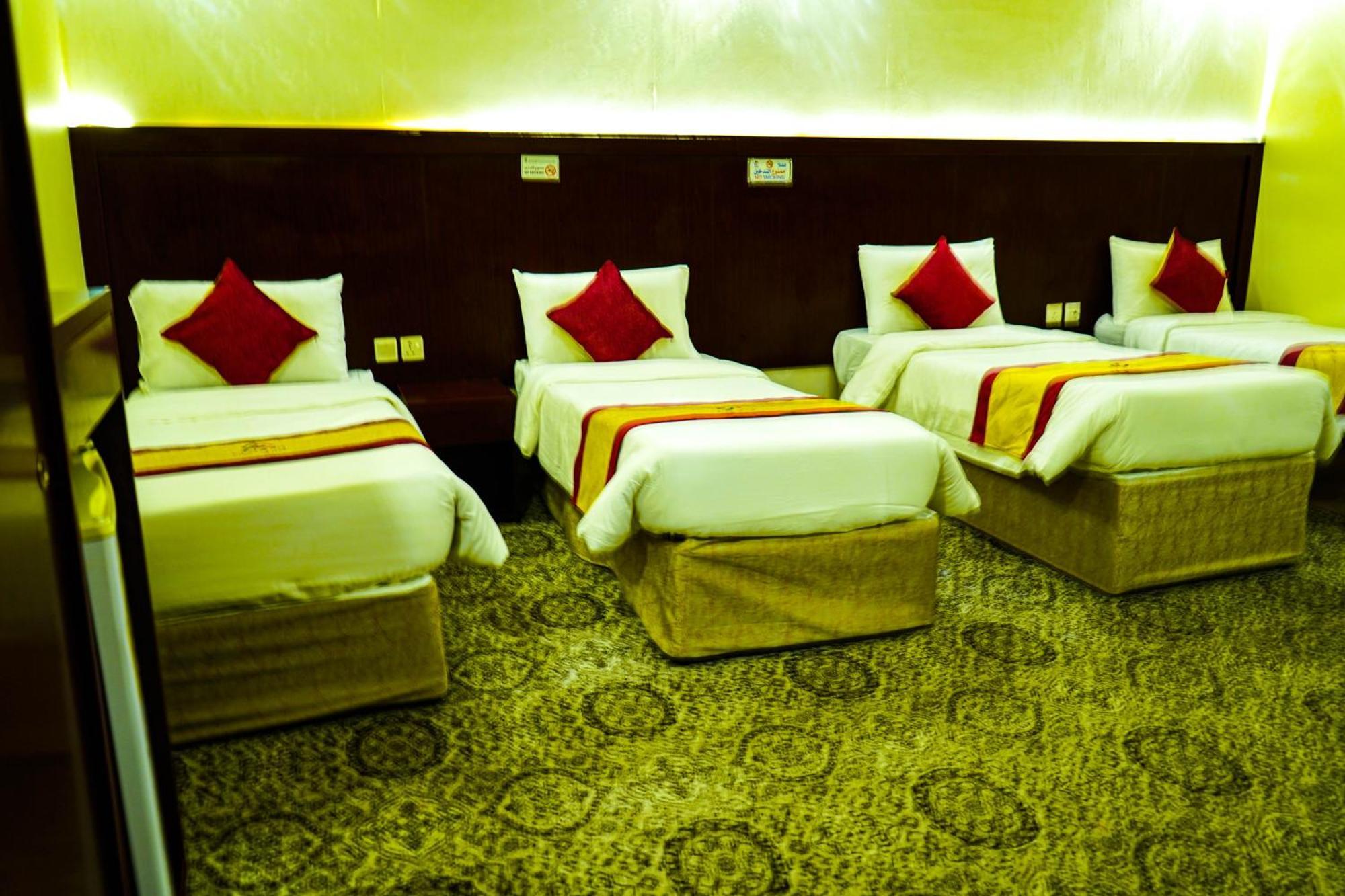 أعيان إن الخليج المسجد القطري Hotel