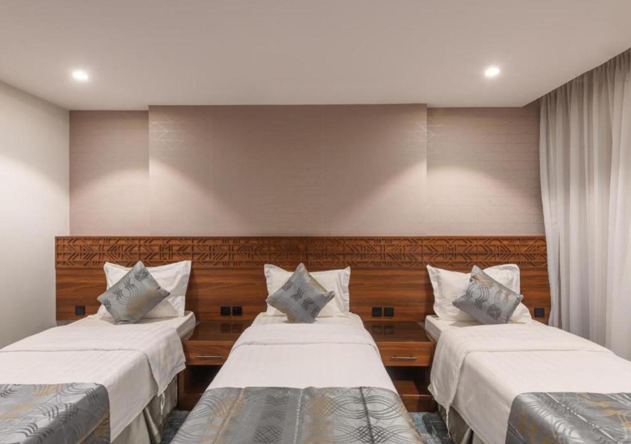 Manazel Al Zaireen Hotel