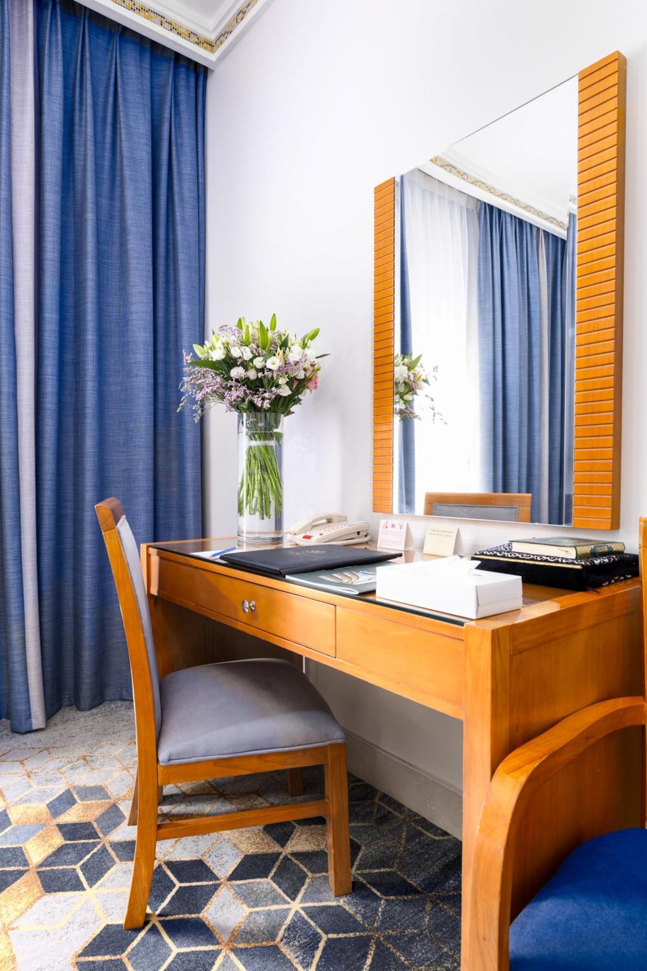 Hotel Emaar Grand