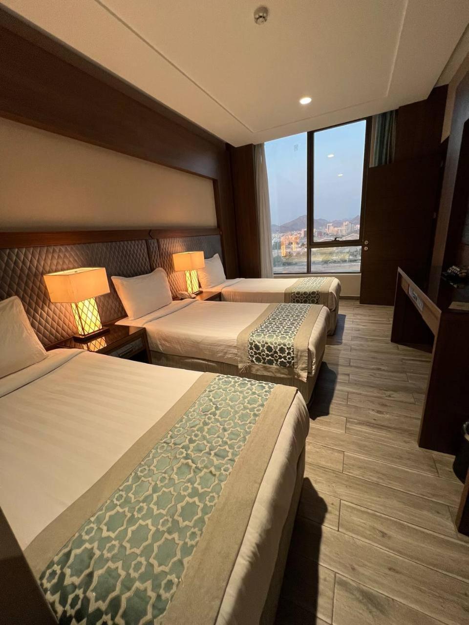 فيوليت Hotel *
