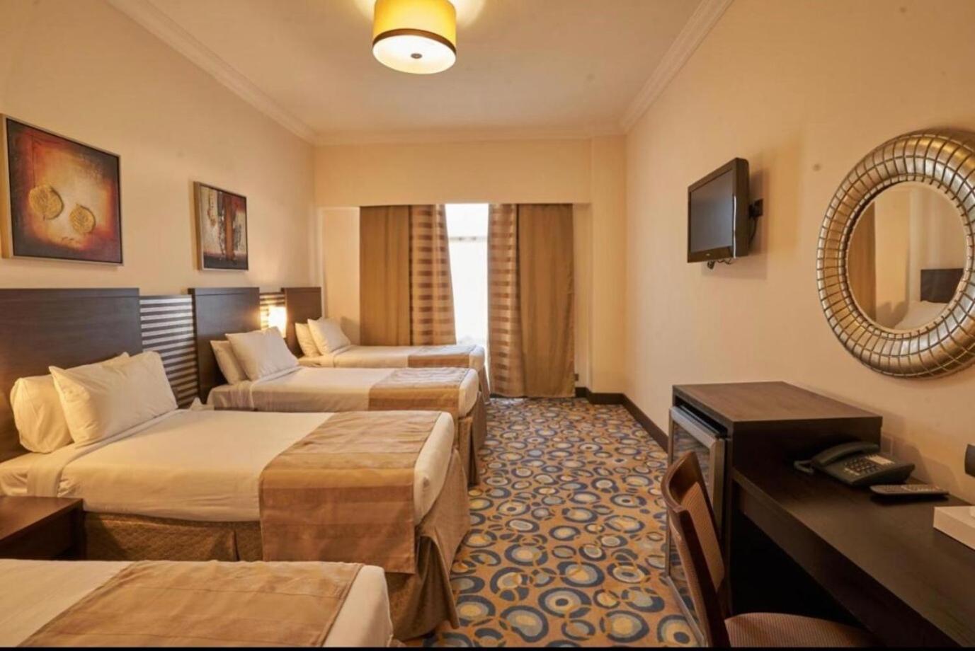 Al Hidayah Towers Hotel *
