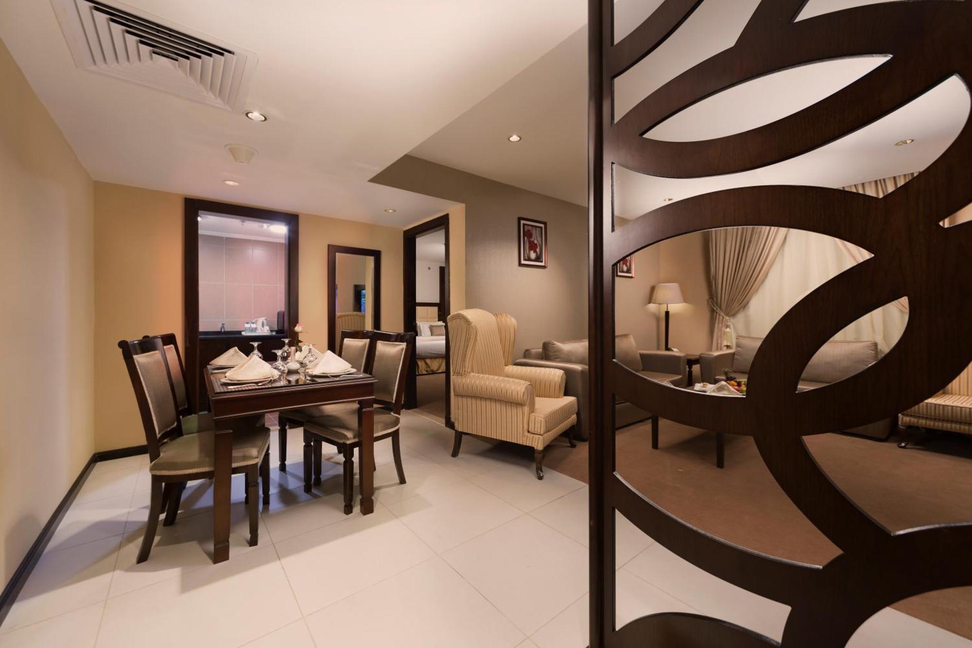 Razana Al Rawdha Hotel