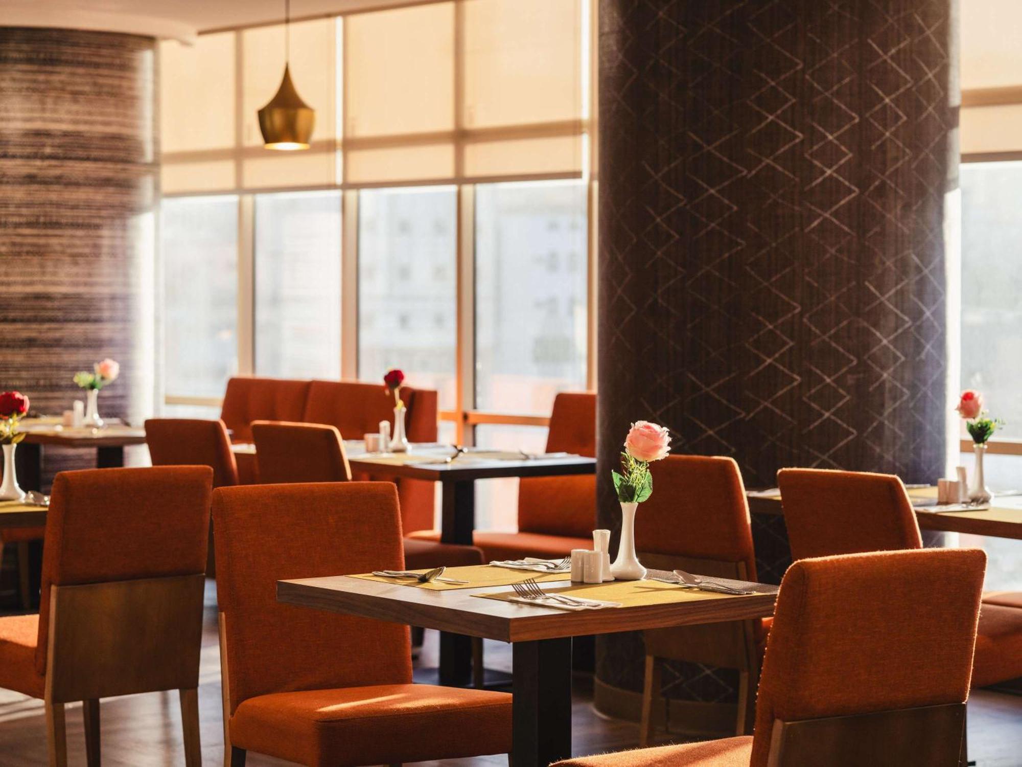 Mercure Makkah Aziziah Hotel 4*