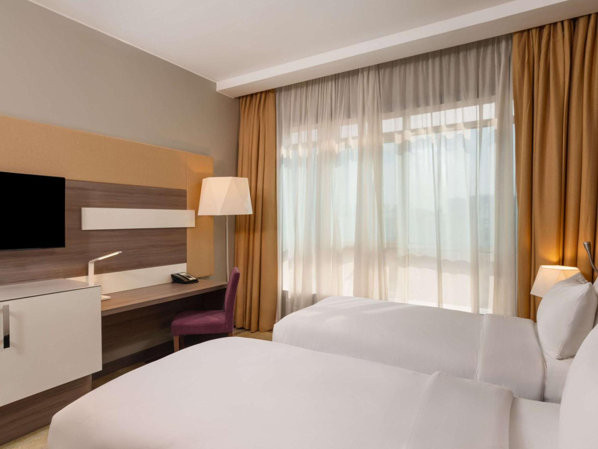 Hotel Mercure Makkah Aziziah 4*