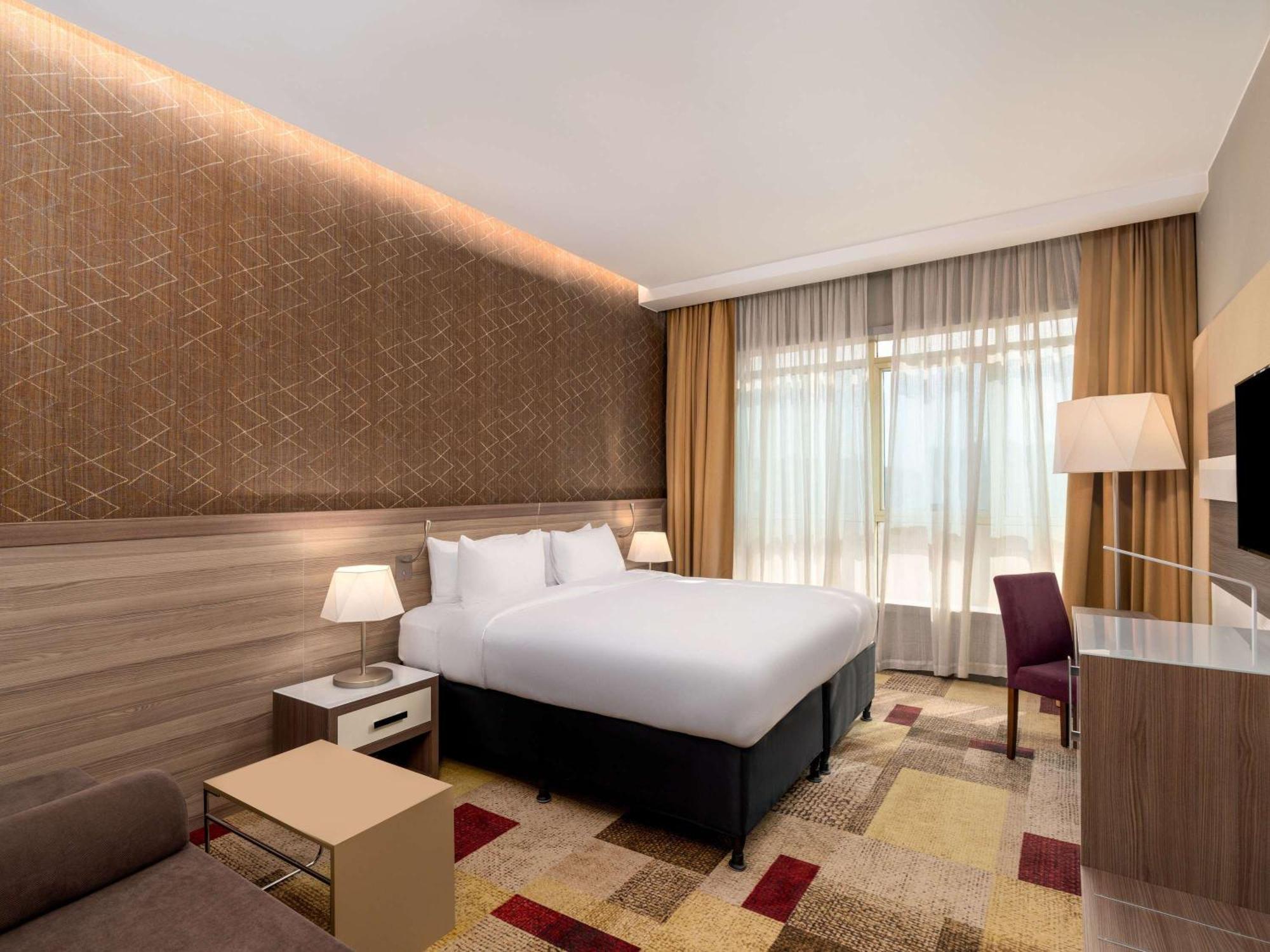 Mercure Makkah Aziziah 4*