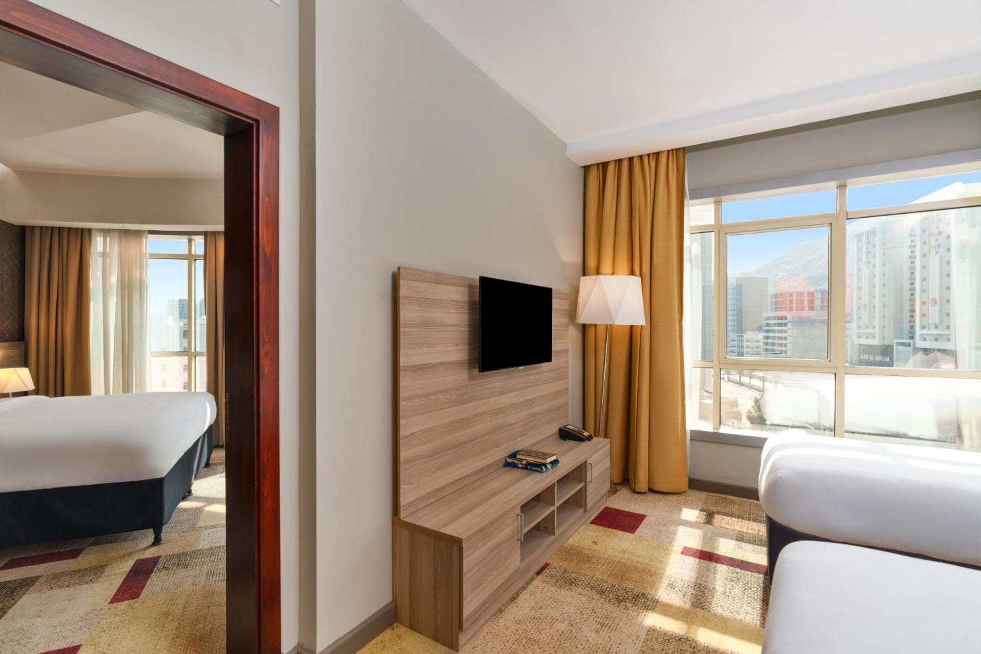 Mercure Makkah Aziziah Hotel