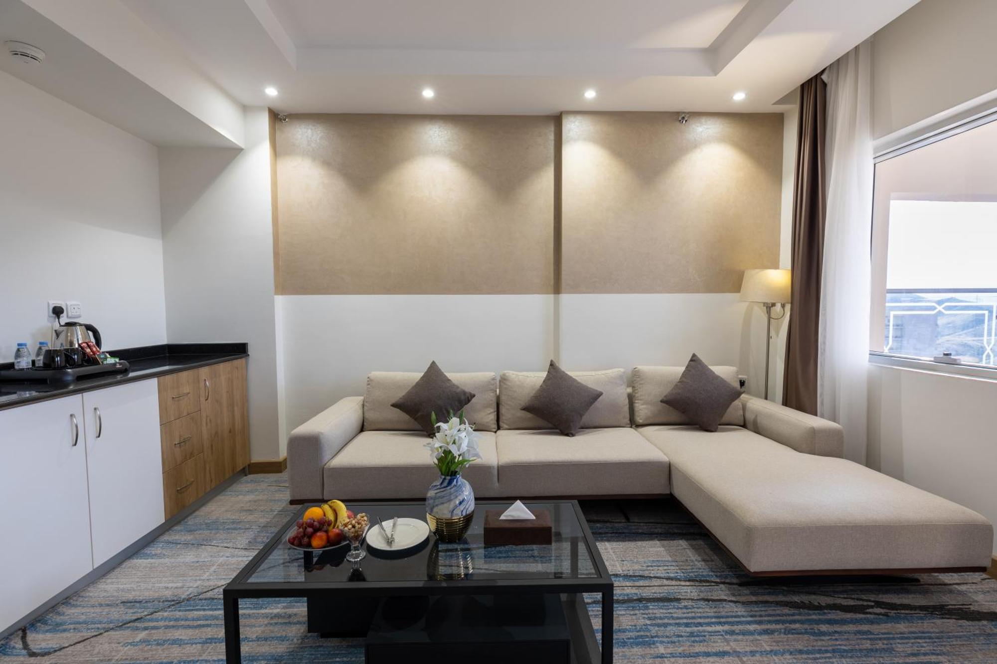 Time Ruba & Hotel Mecca
