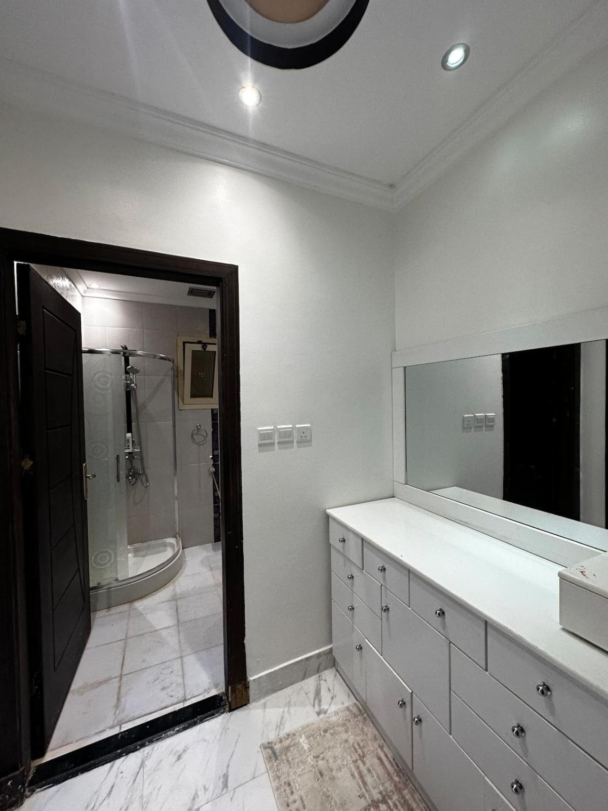 Apartment Luxury Spacious Mecca