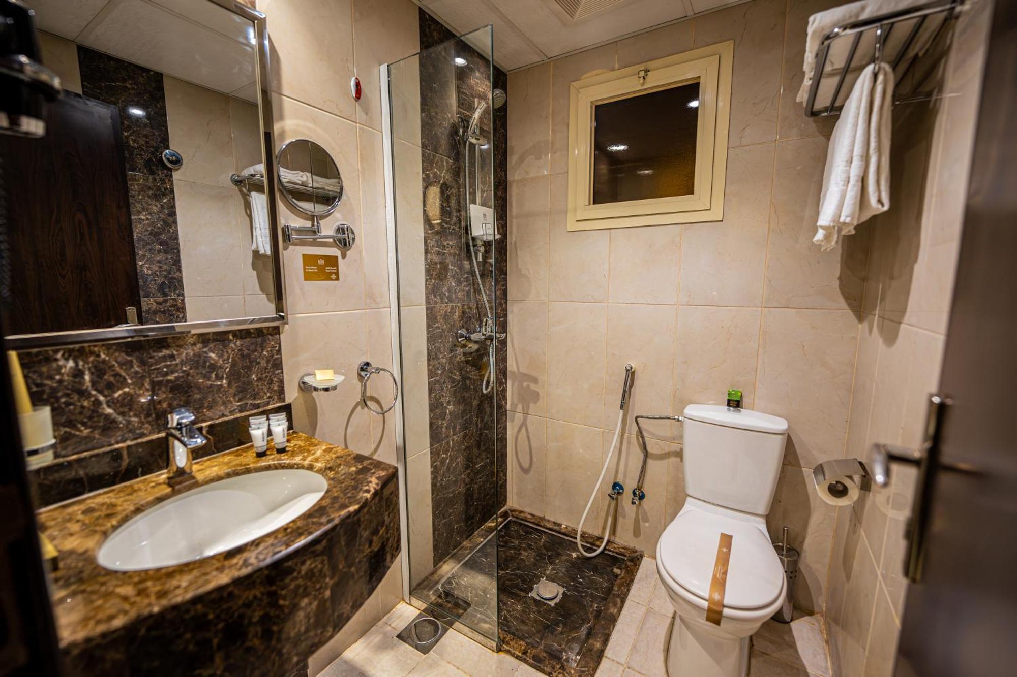 Snood Al Azama Hotel