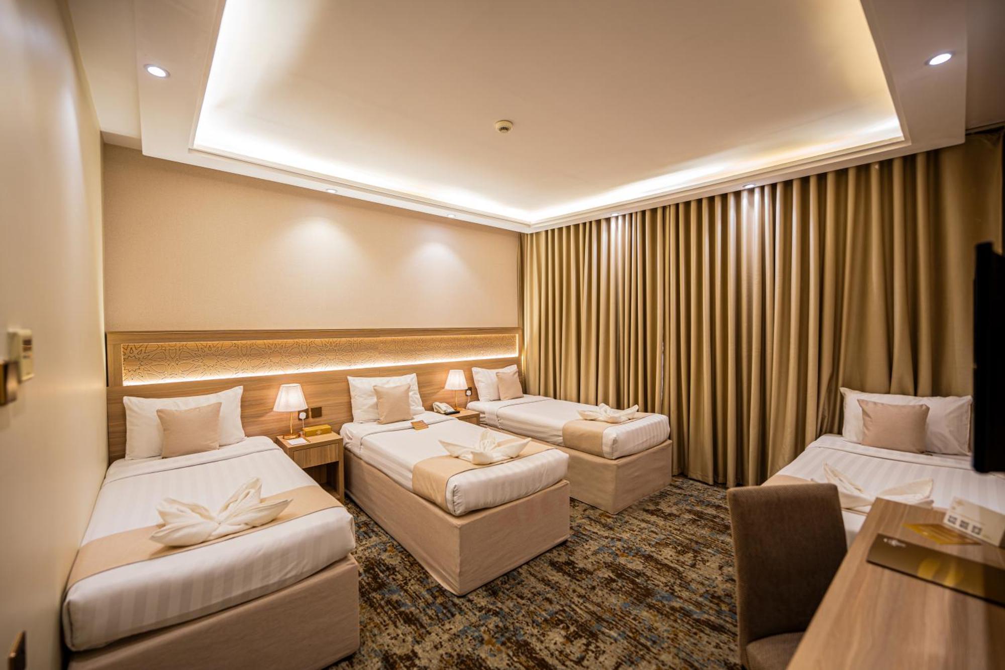 Snood Al Azama Hotel 3*