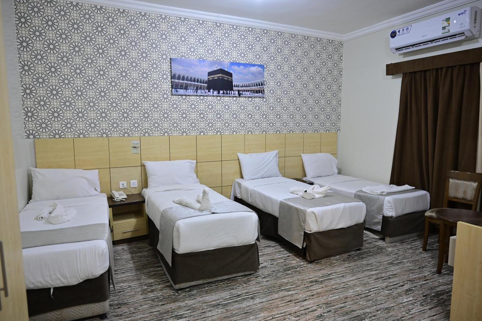 Hotel Safeer Almisk *