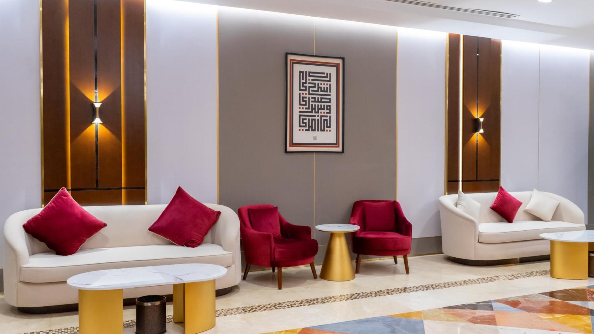 Hotel Al Safwah First Tower 1