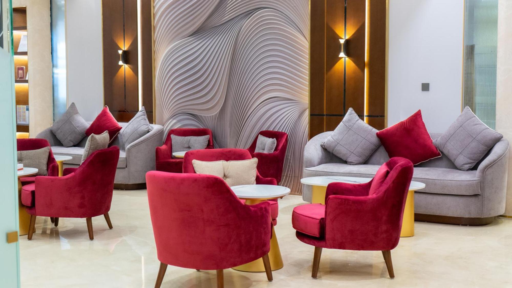 Hotel Al Safwah First Tower 1 5*