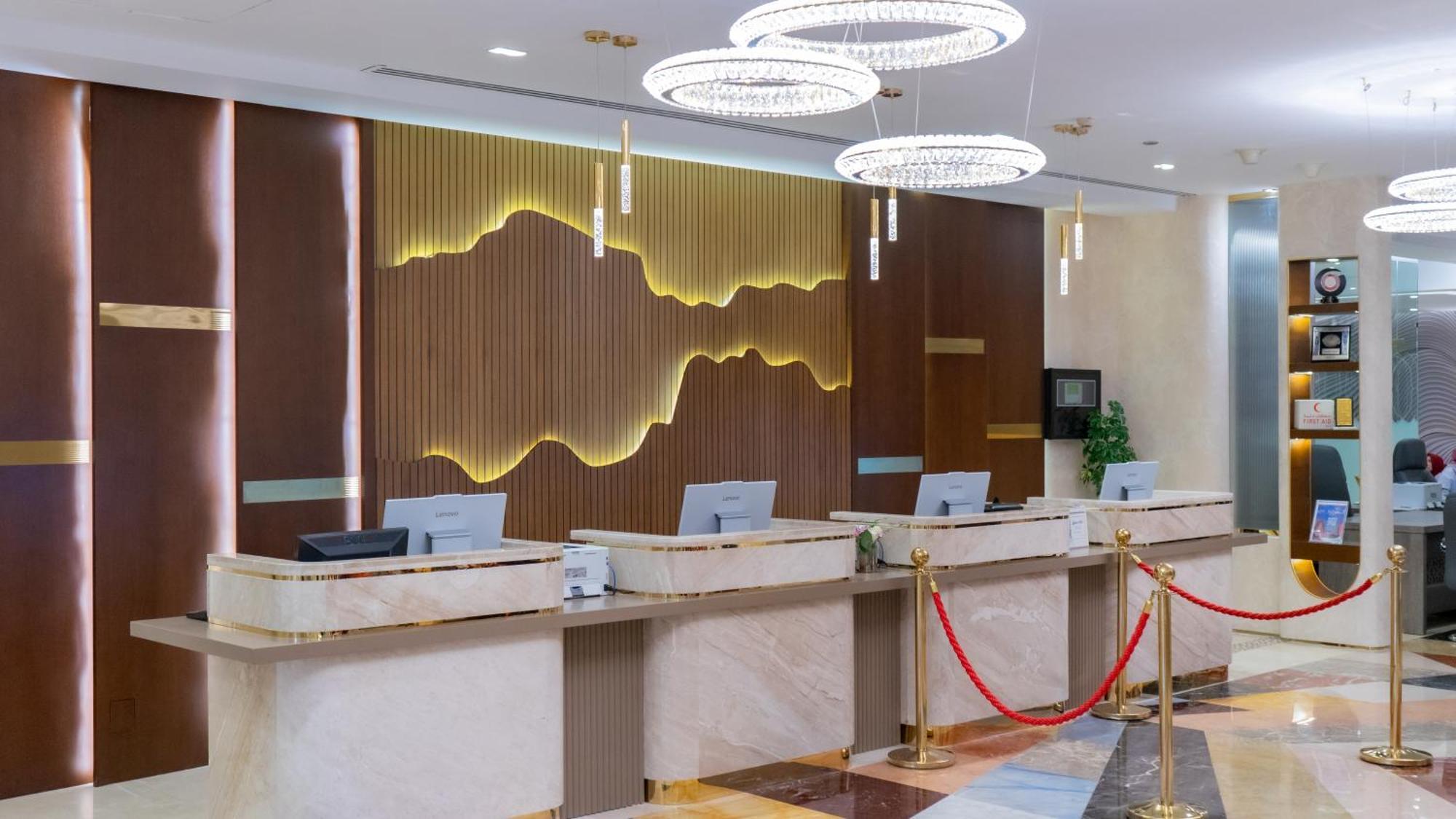 Hotel Al Safwah First Tower 1