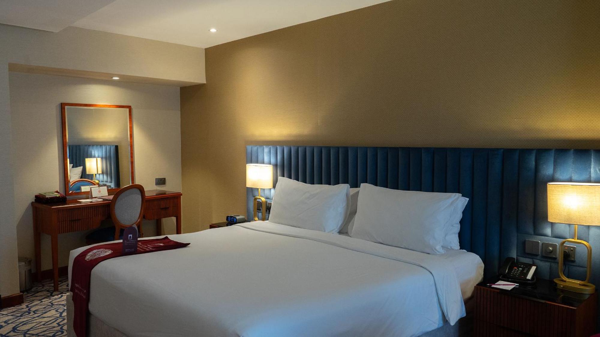 Al Safwah First Tower 1 Hotel