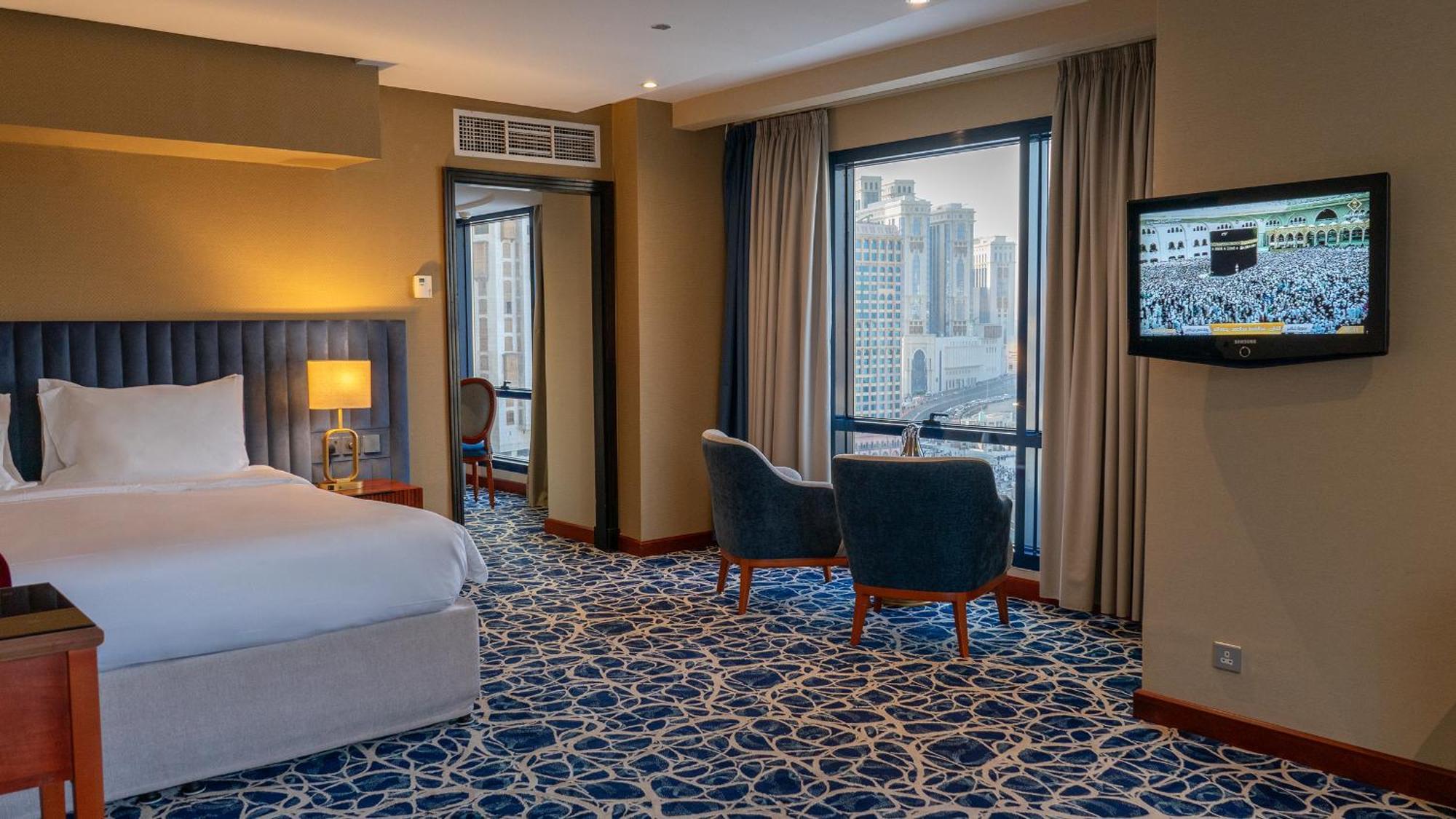 Al Safwah First Tower 1 Hotel