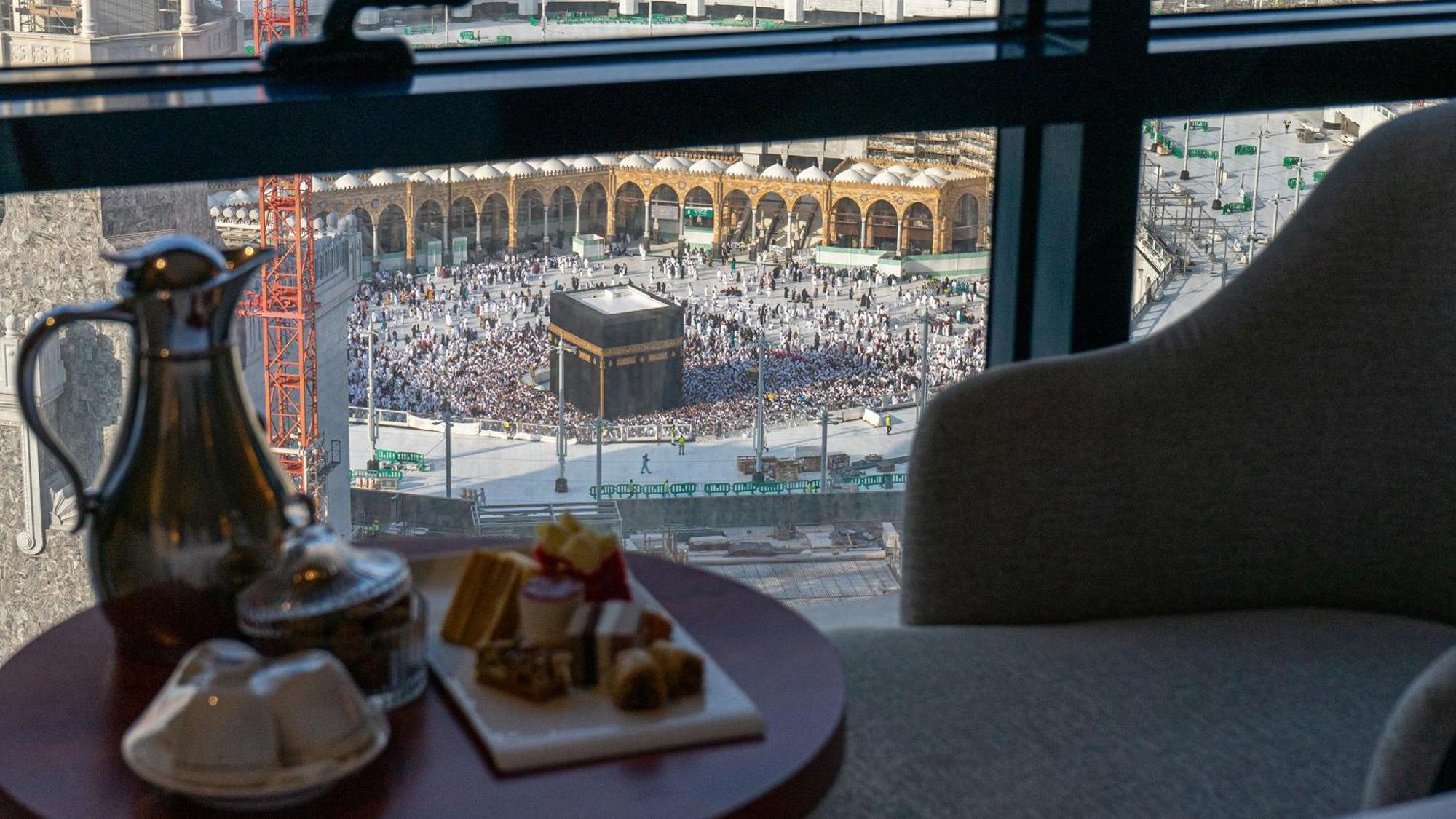 Al Safwah First Tower 1 Hotel 5*