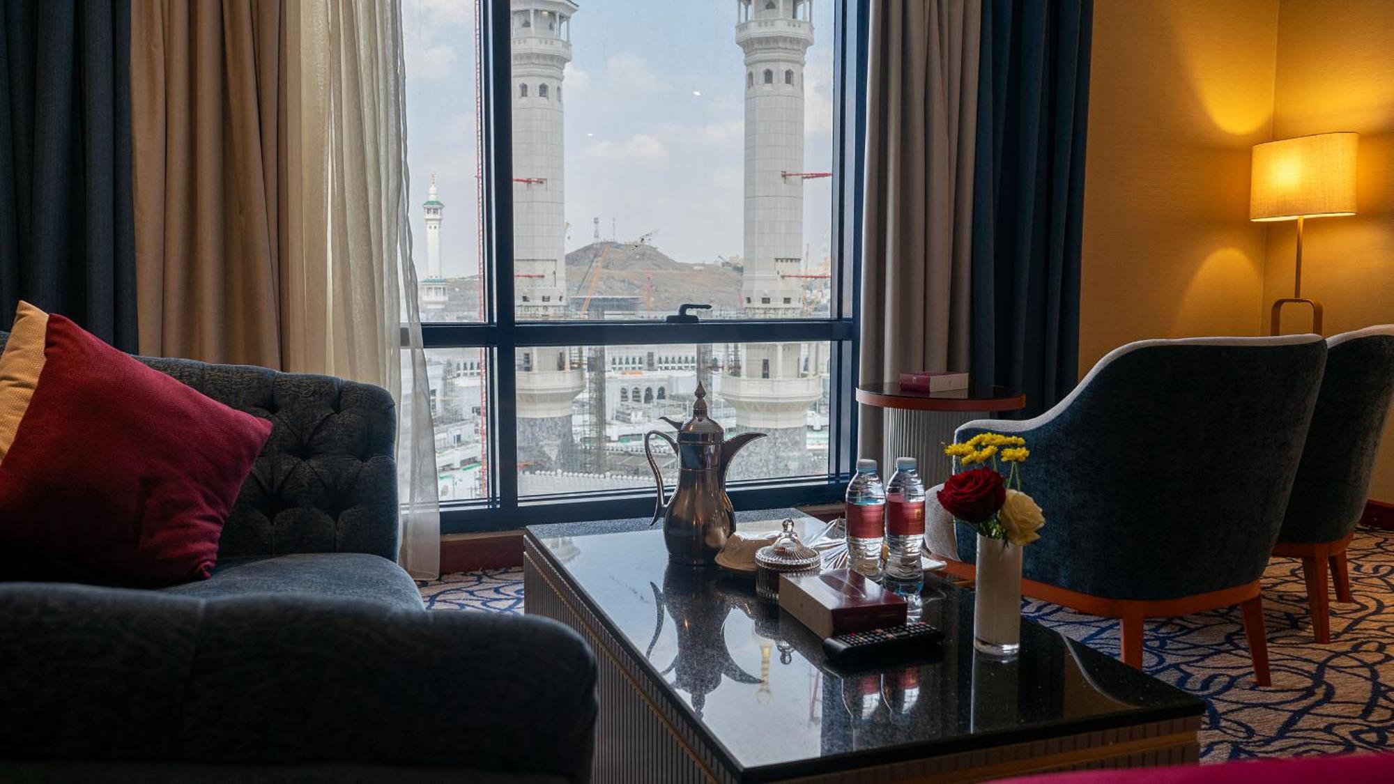 Hotel Al Safwah First Tower 1
