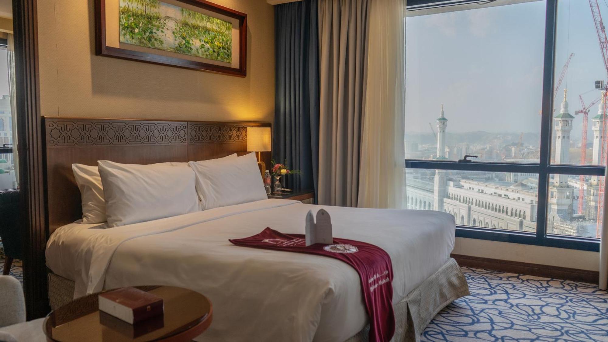 Al Safwah First Tower 1 Hotel 5*