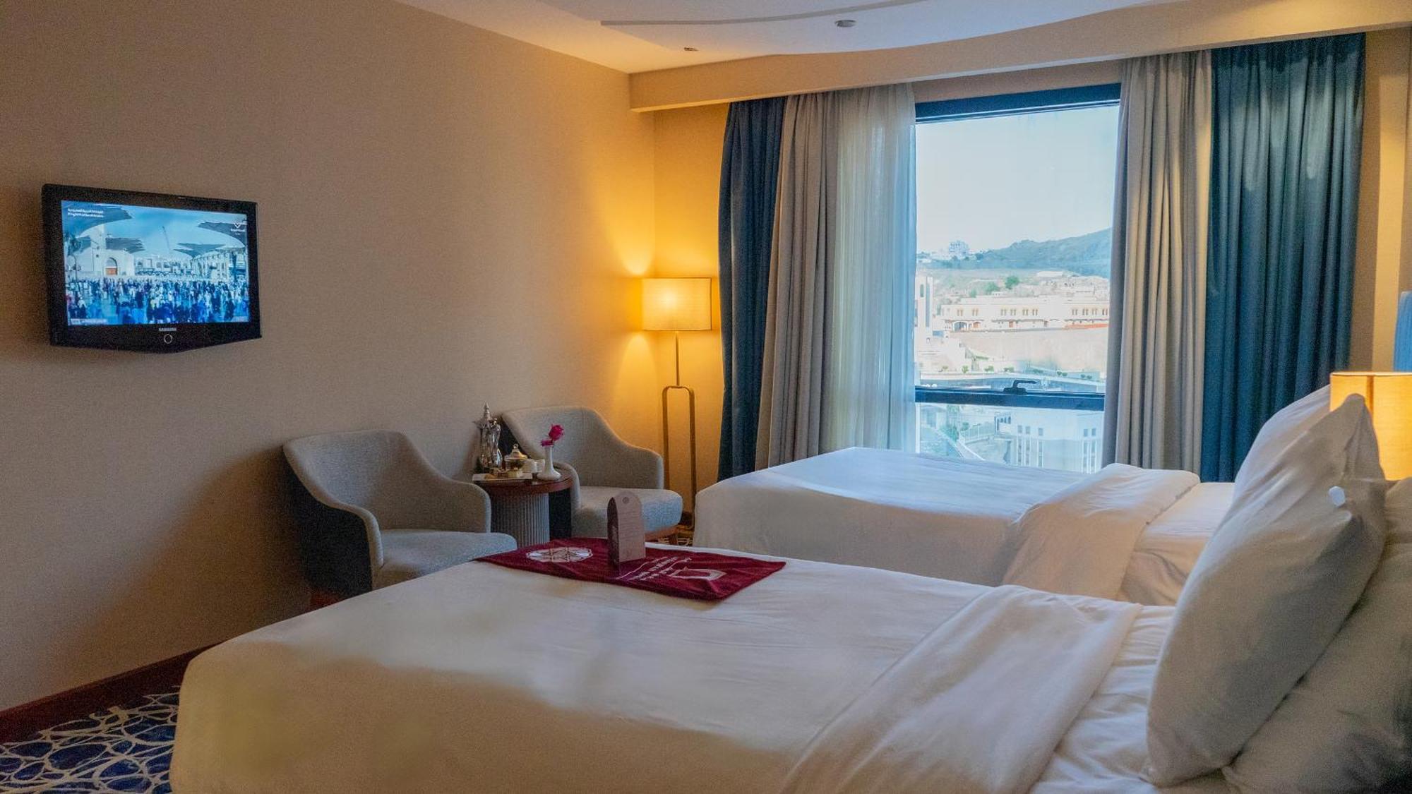 Al Safwah First Tower 1 5*