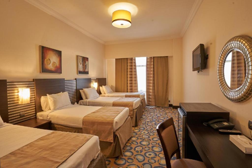 Al Hidayah Towers Hotel *